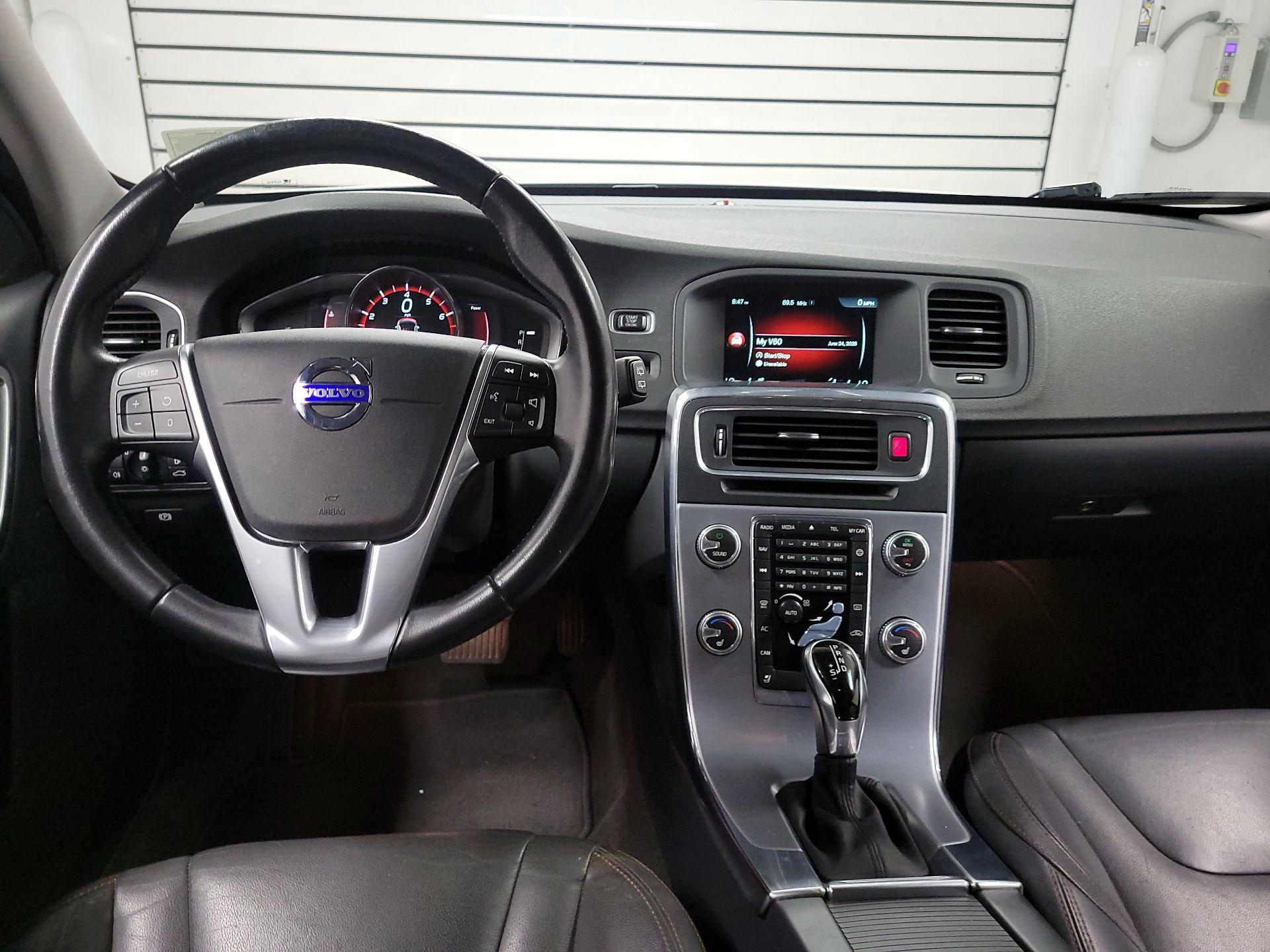 Thumbnail: 2017 Volvo S60 - 9