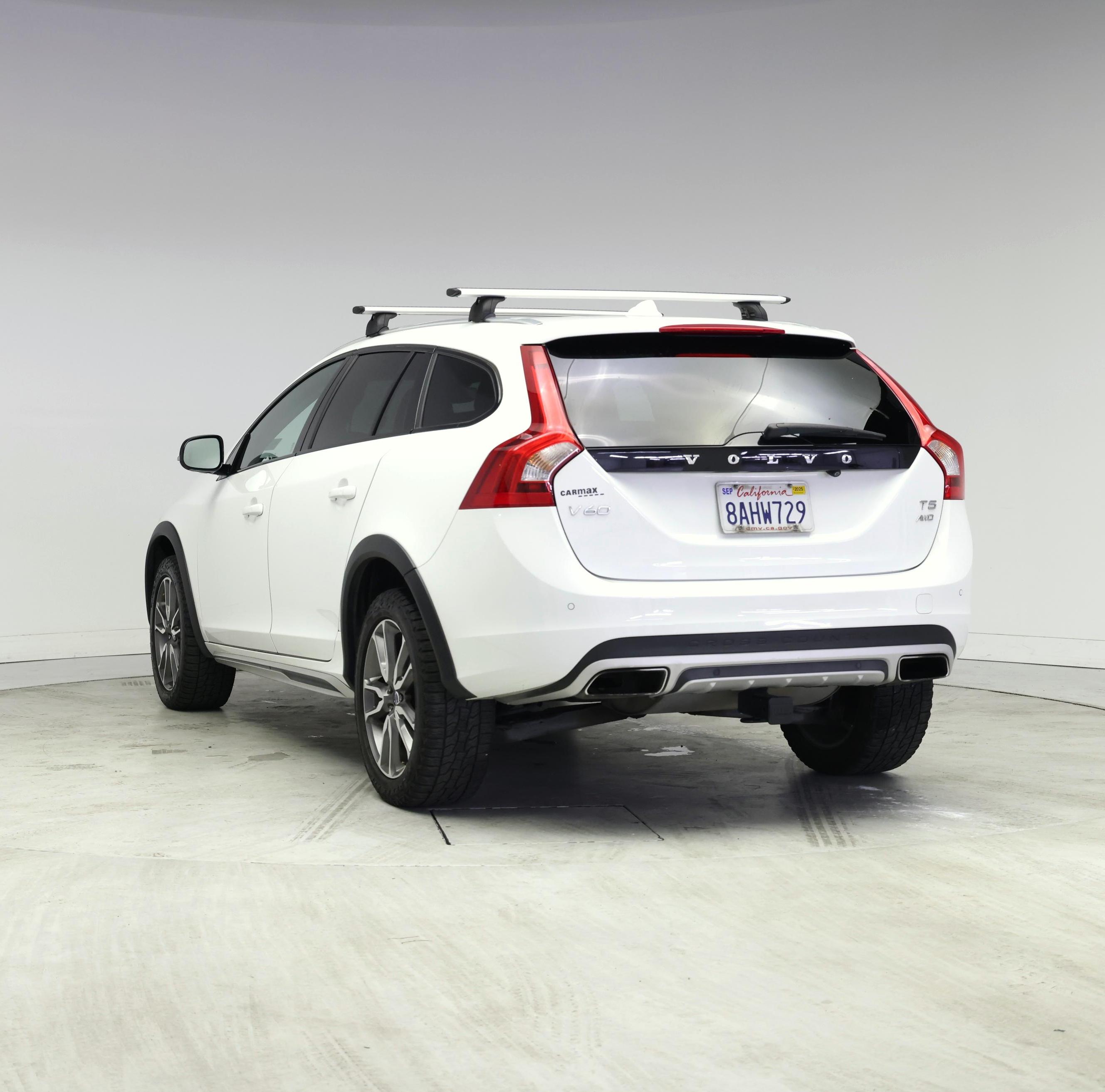 Thumbnail: 2017 Volvo S60 - 2