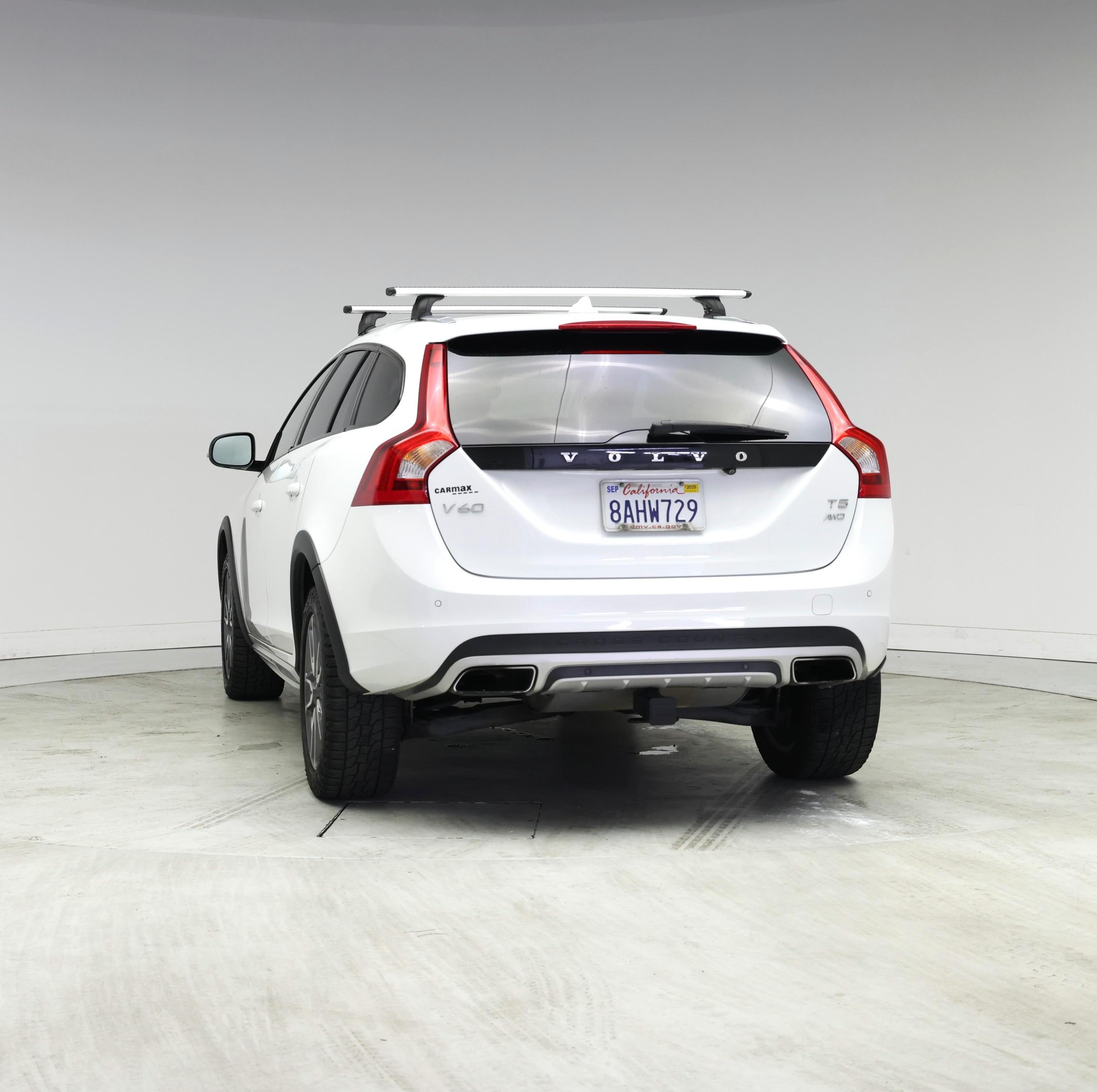 Thumbnail: 2017 Volvo S60 - 6