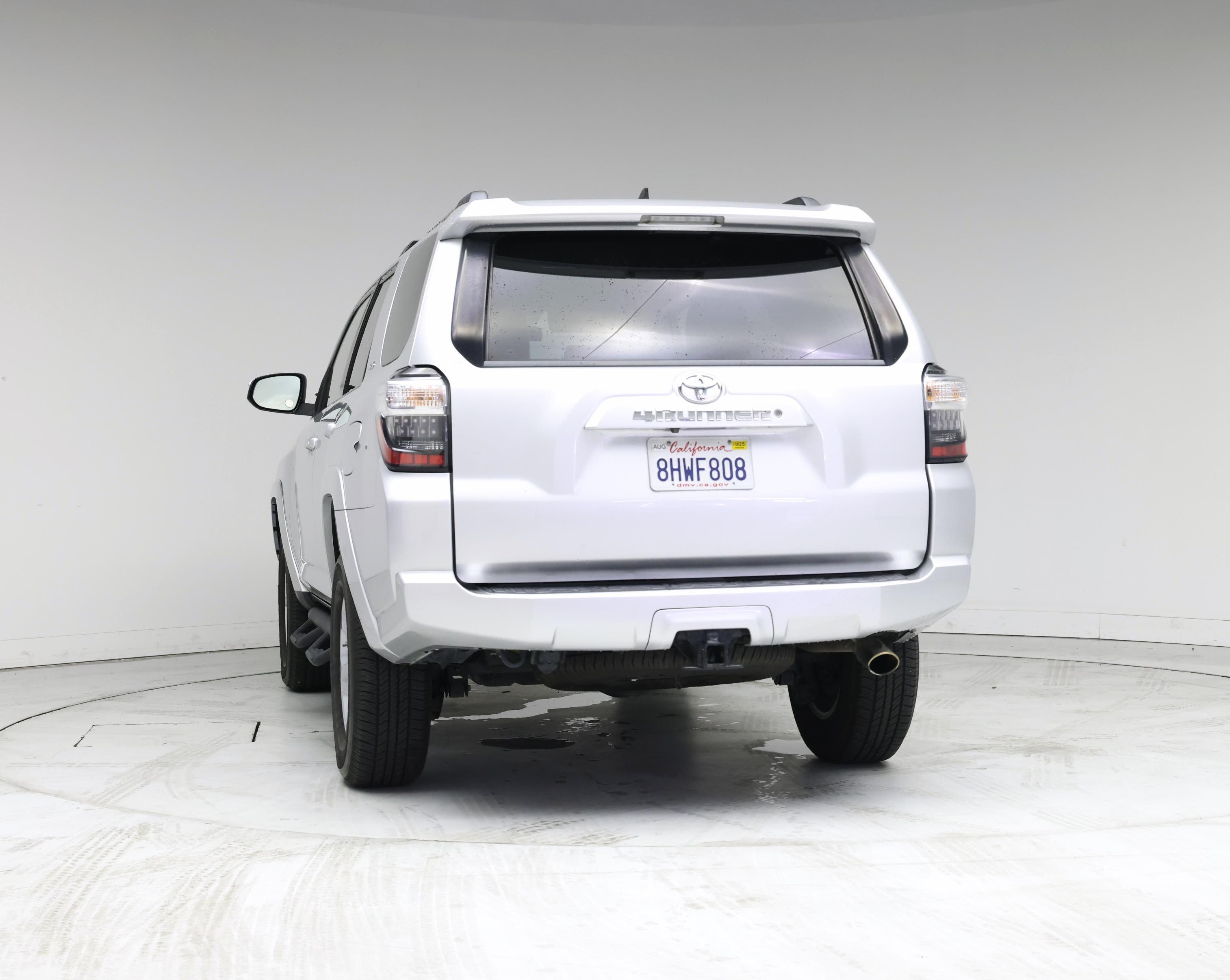 Thumbnail: 2016 Toyota 4Runner - 6