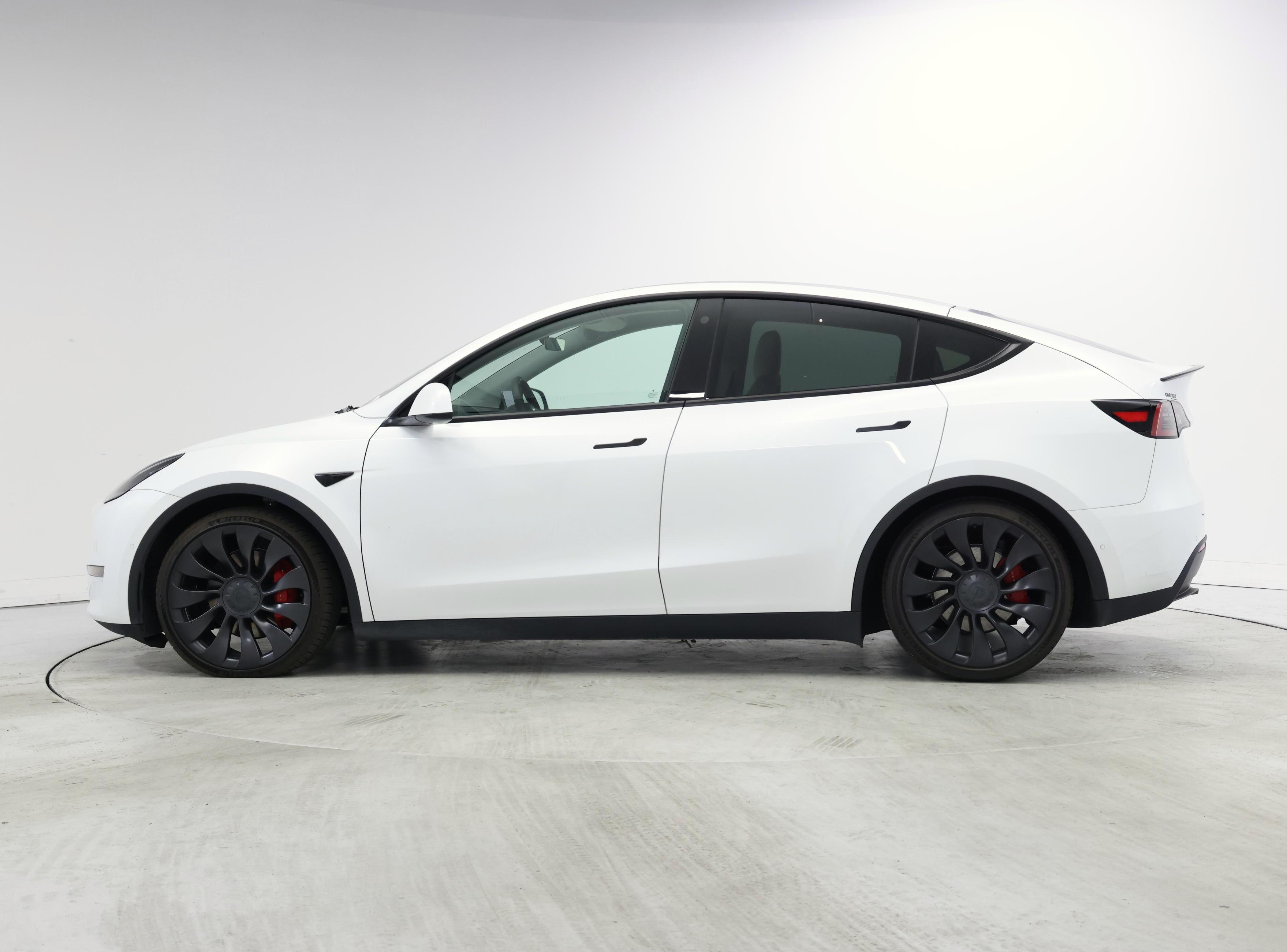 Thumbnail: 2022 Tesla Model Y - 3