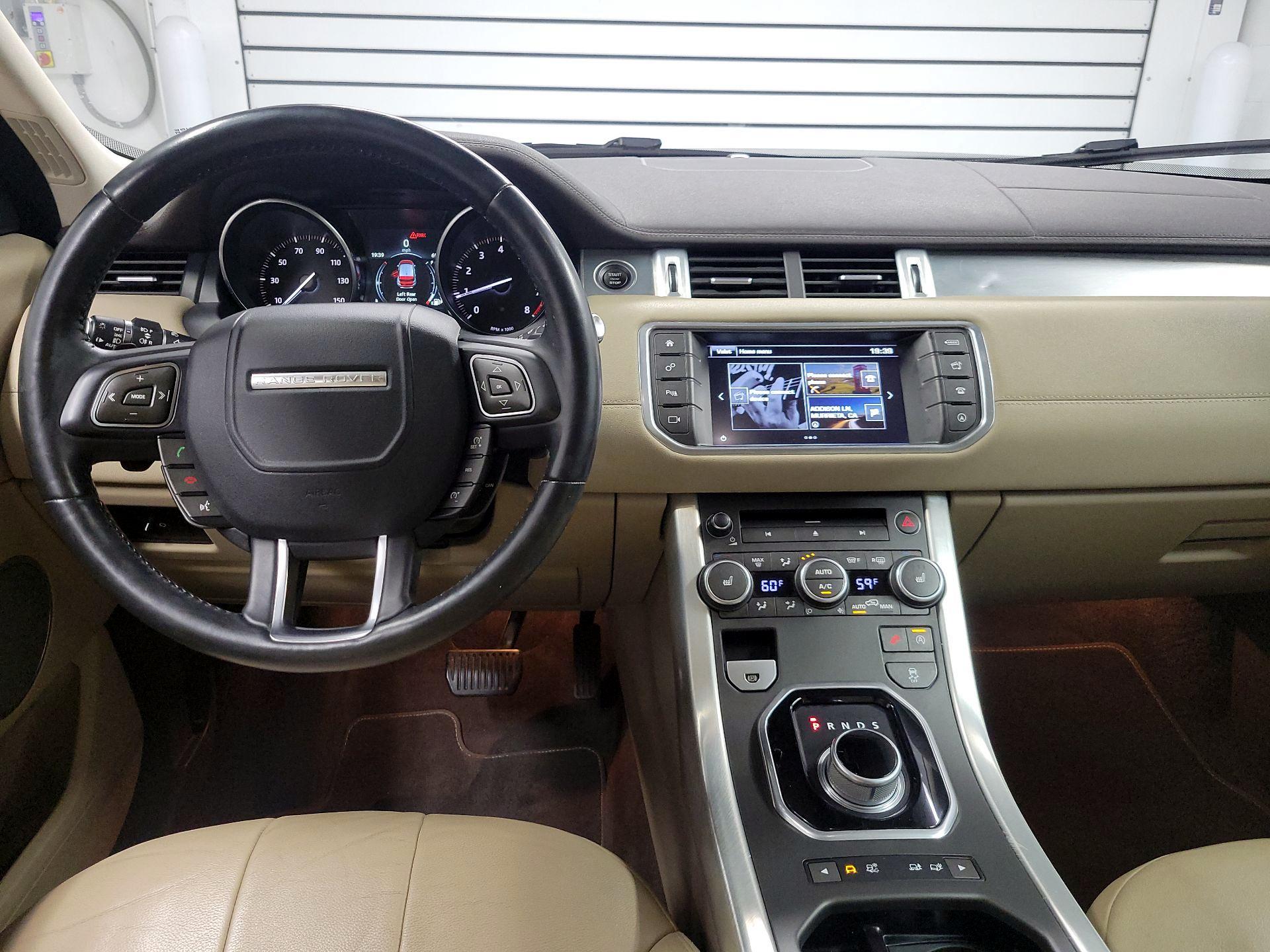 Thumbnail: 2016 Land Rover Range Rover Evoque - 9