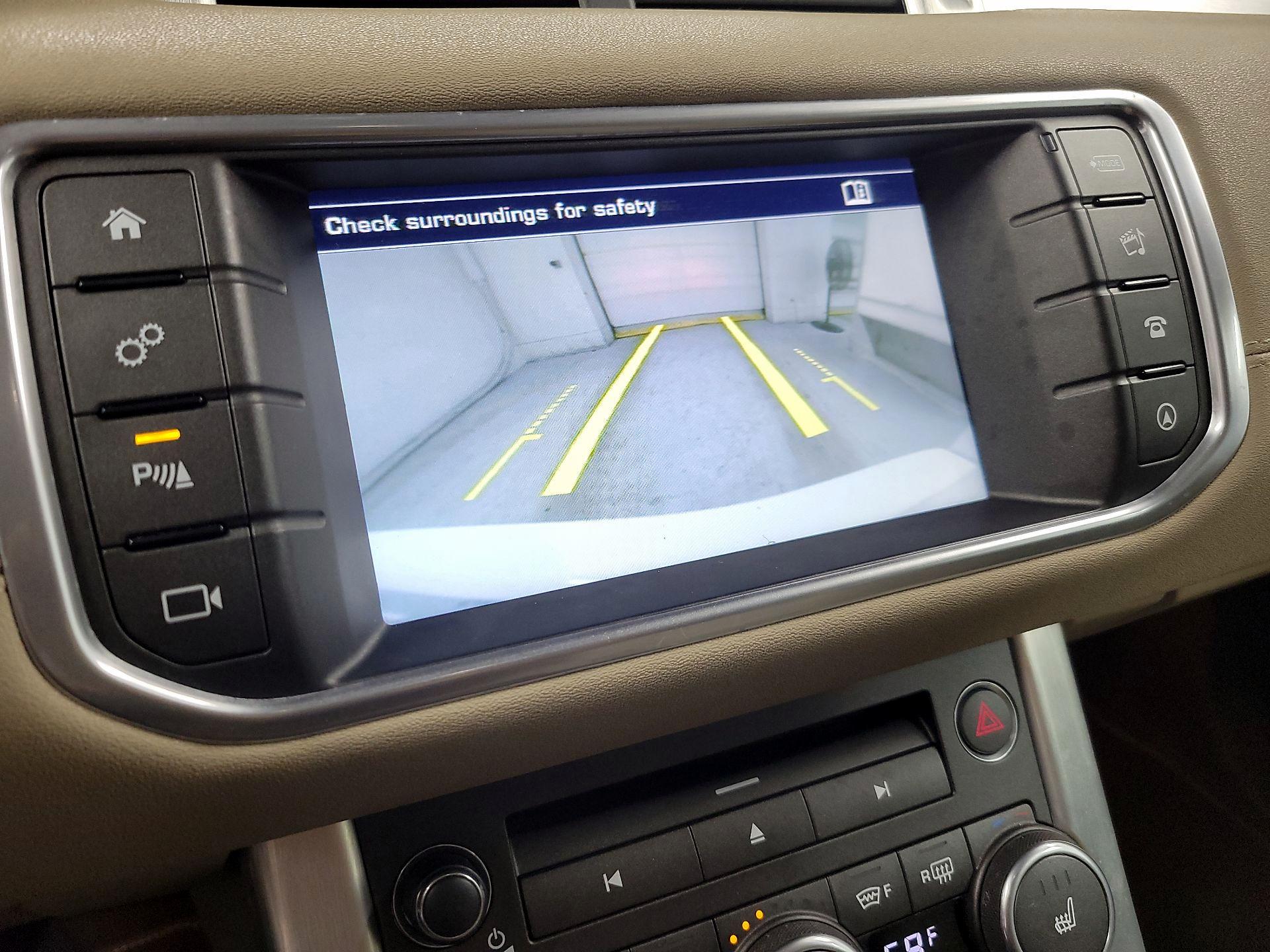 Thumbnail: 2016 Land Rover Range Rover Evoque - 13