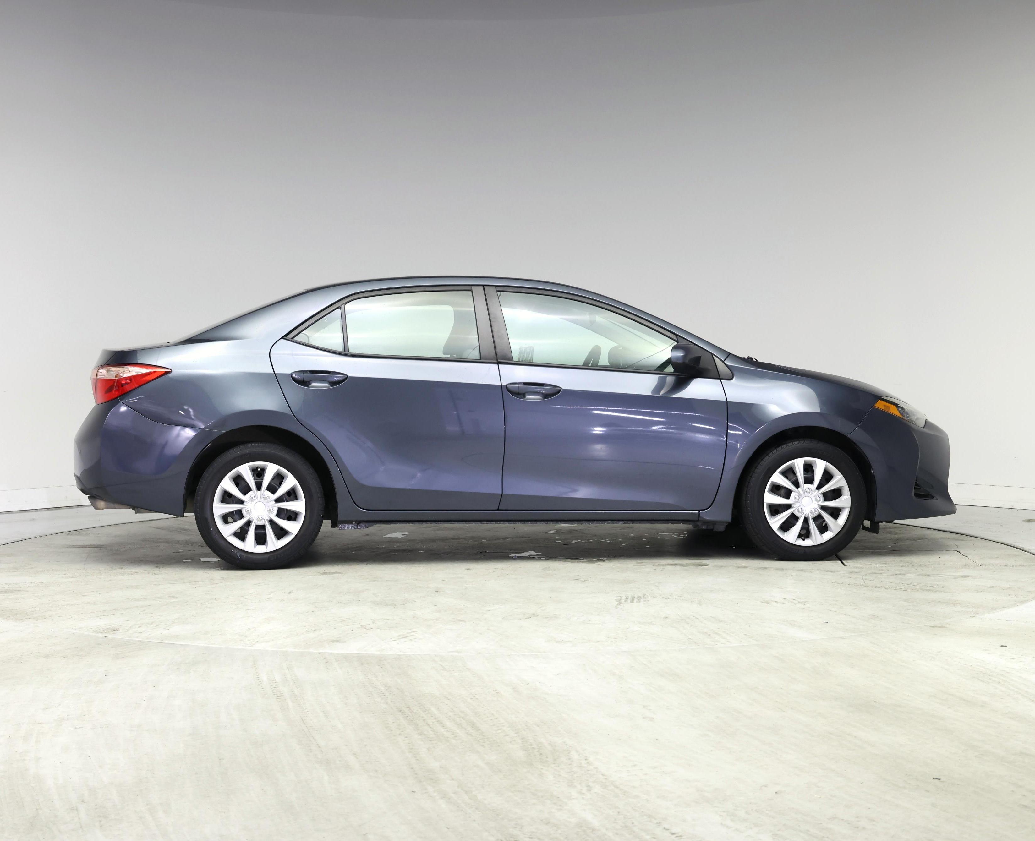 Thumbnail: 2018 Toyota Corolla - 7