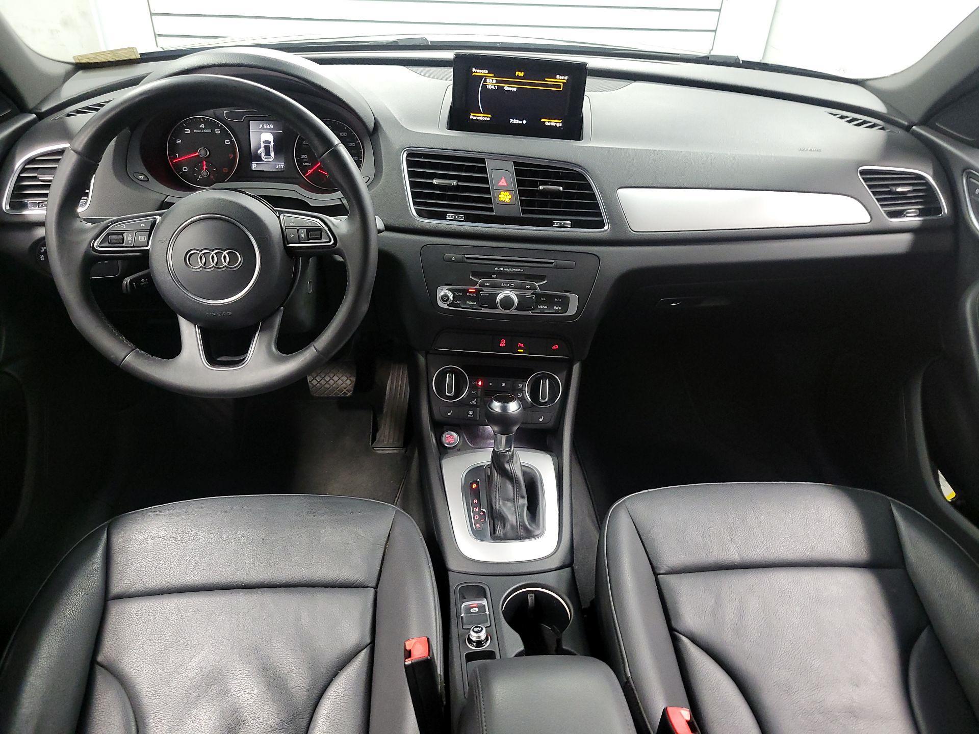 Thumbnail: 2017 Audi Q3 - 9