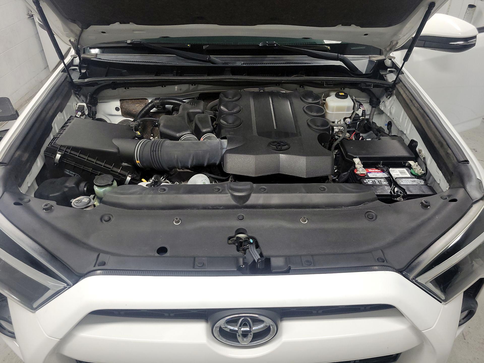 Thumbnail: 2019 Toyota 4Runner - 19
