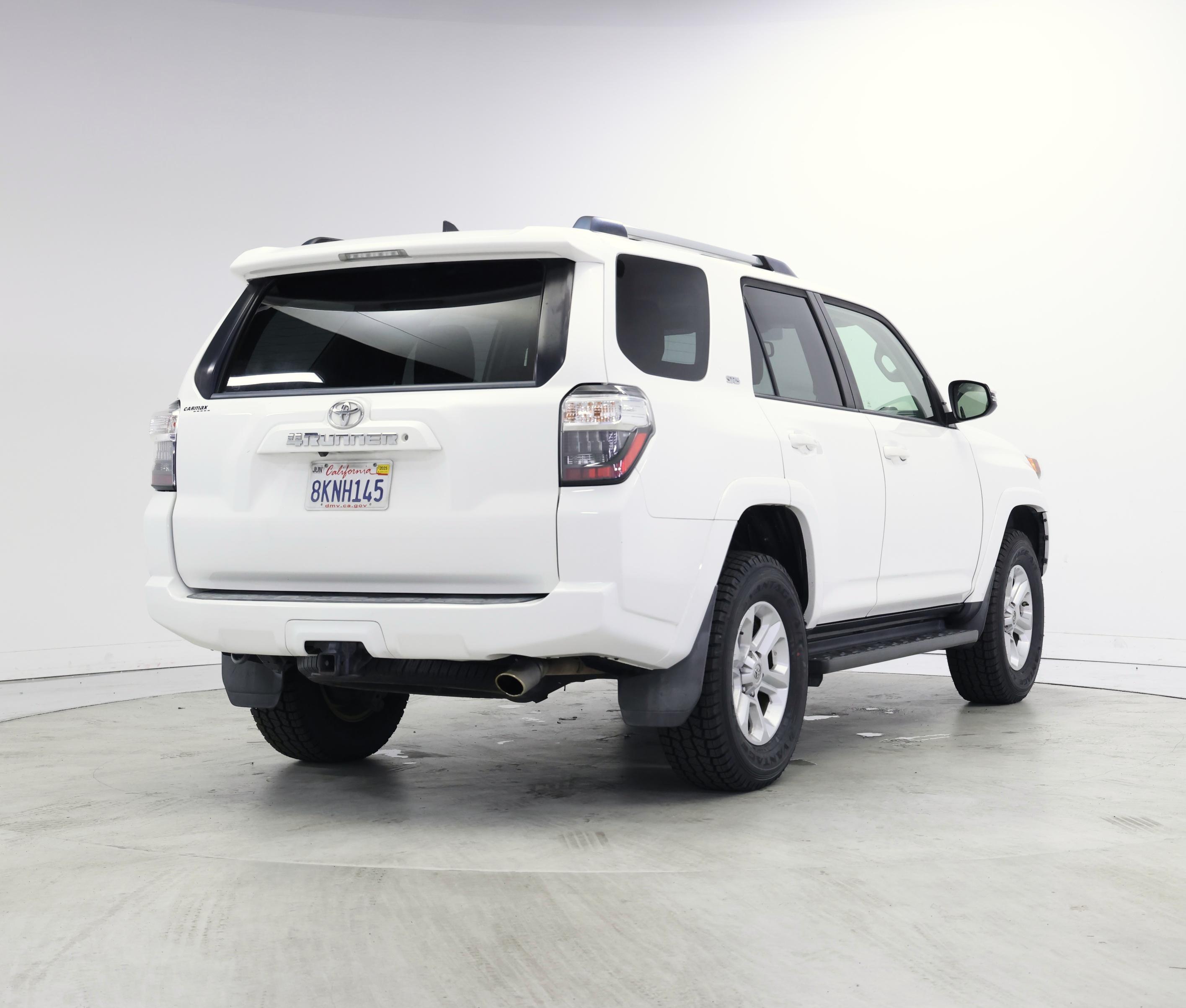 Thumbnail: 2019 Toyota 4Runner - 8