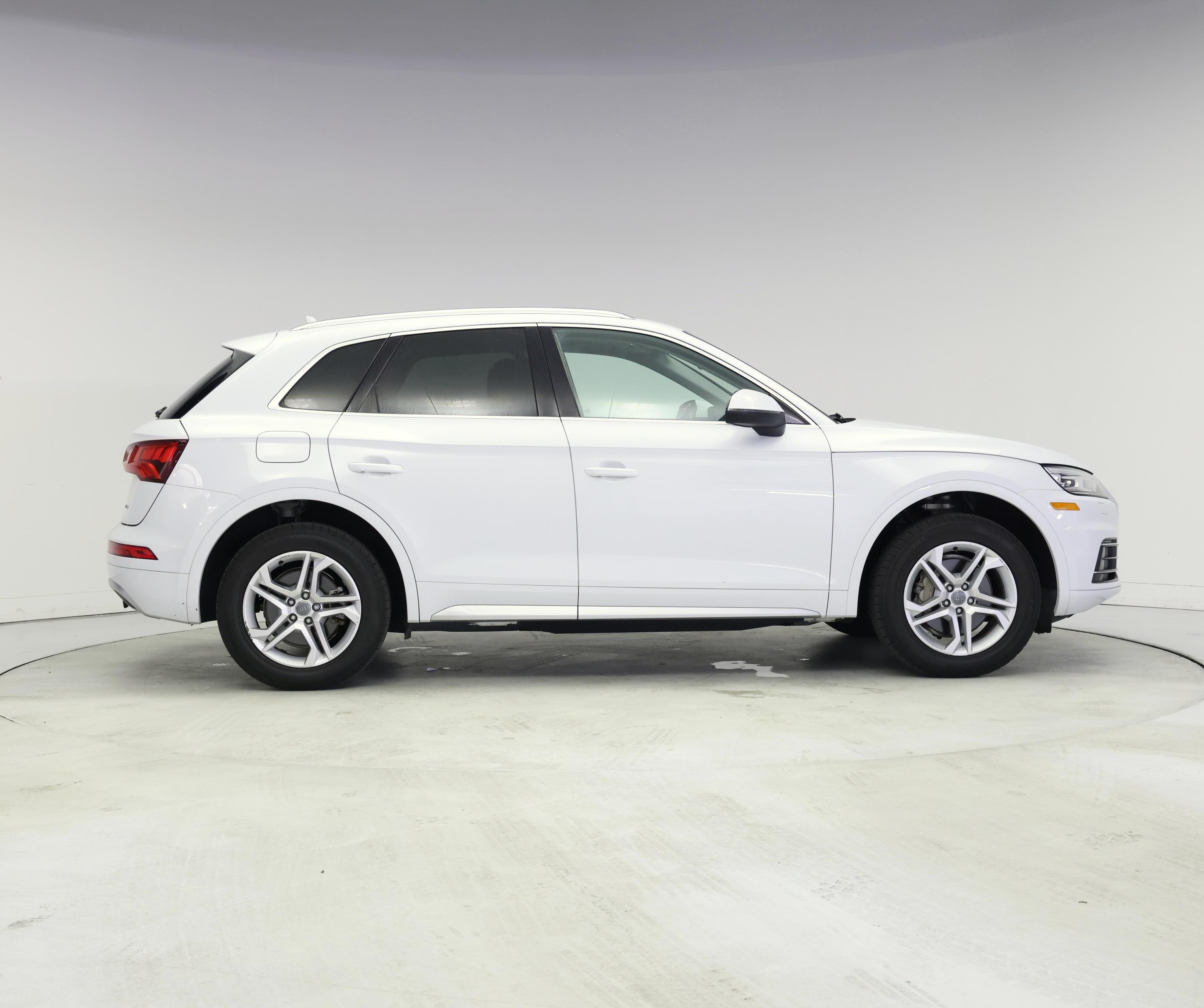 Thumbnail: 2019 Audi Q5 - 7