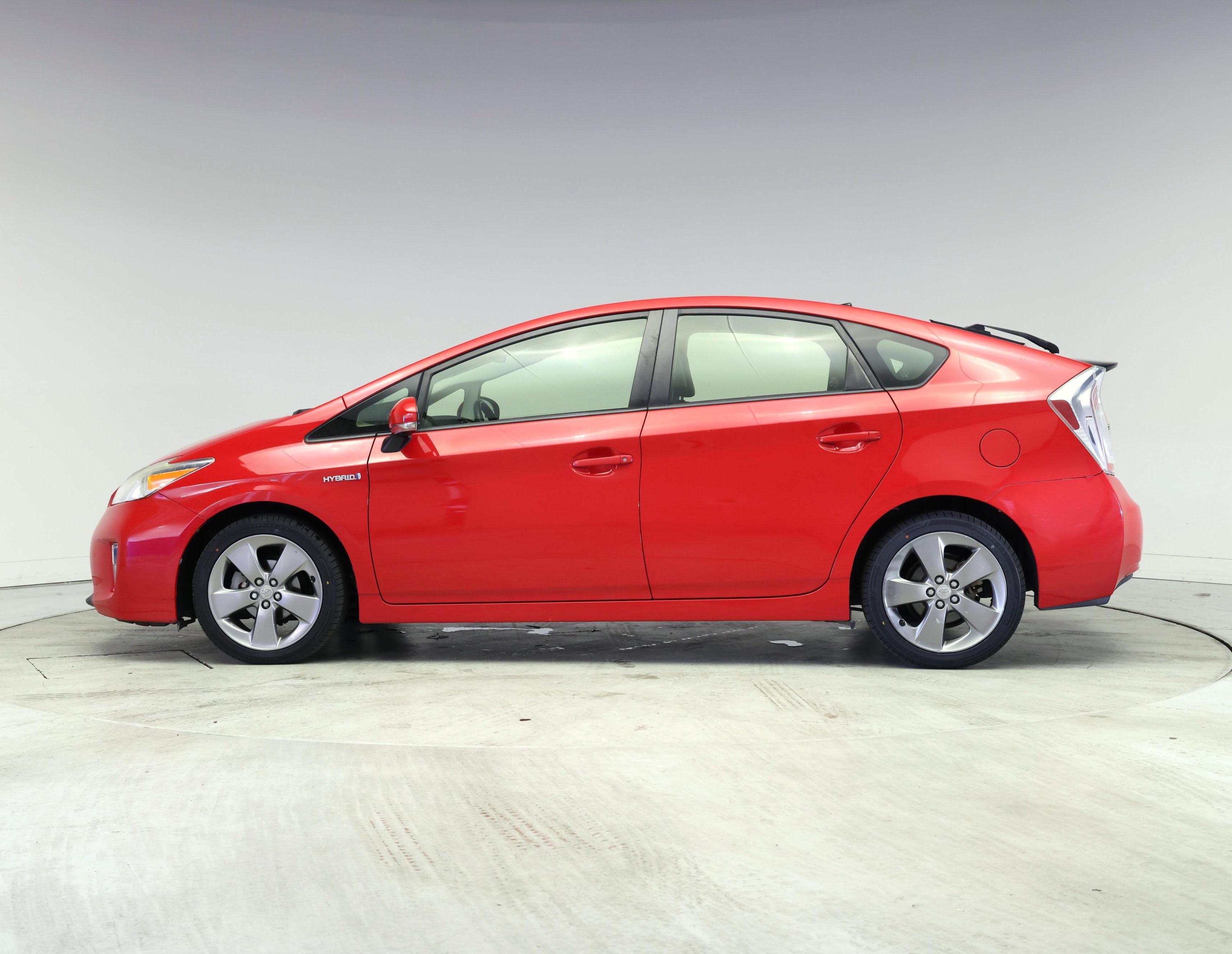 Thumbnail: 2015 Toyota Prius - 3