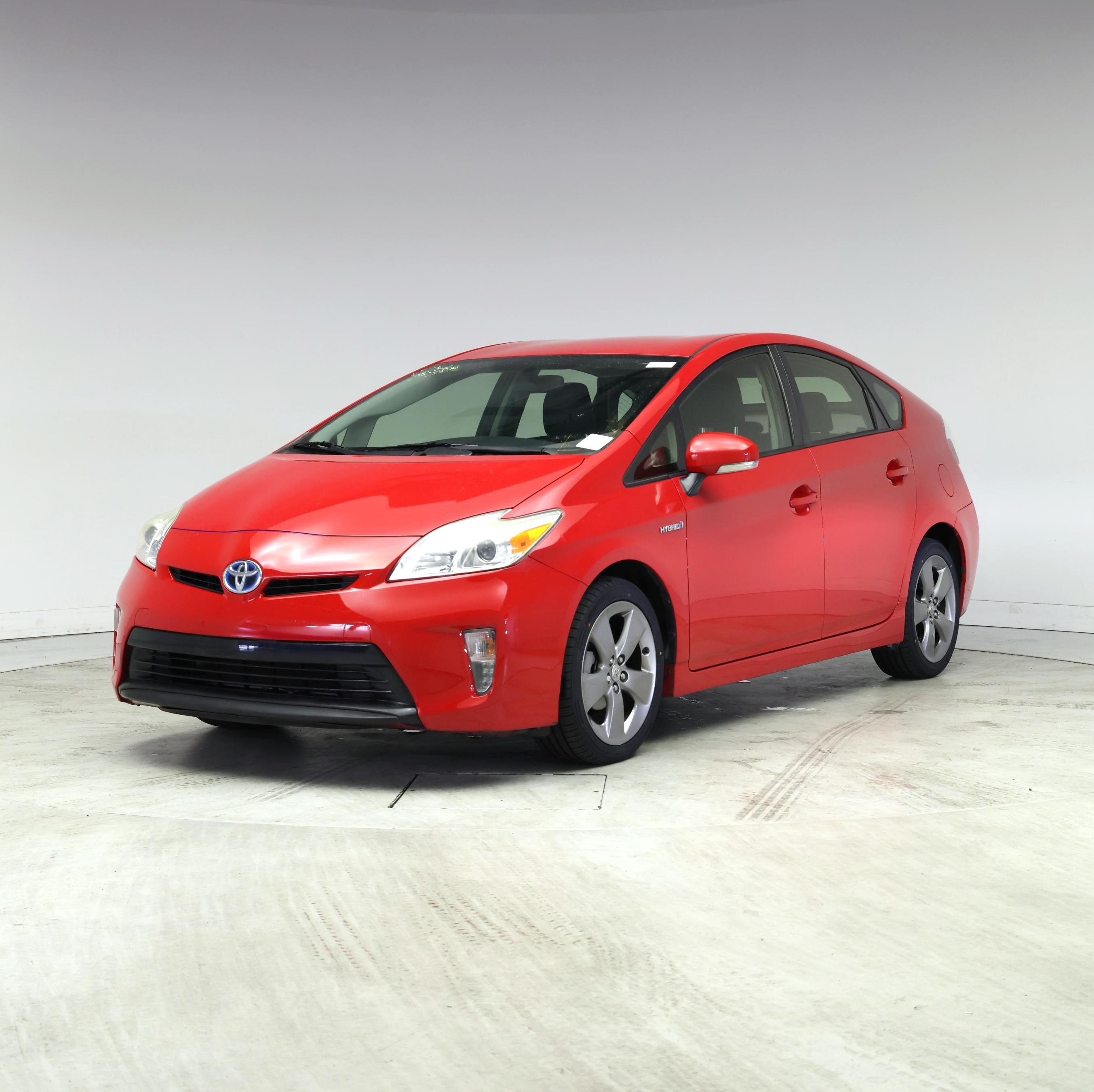 Thumbnail: 2015 Toyota Prius - 4