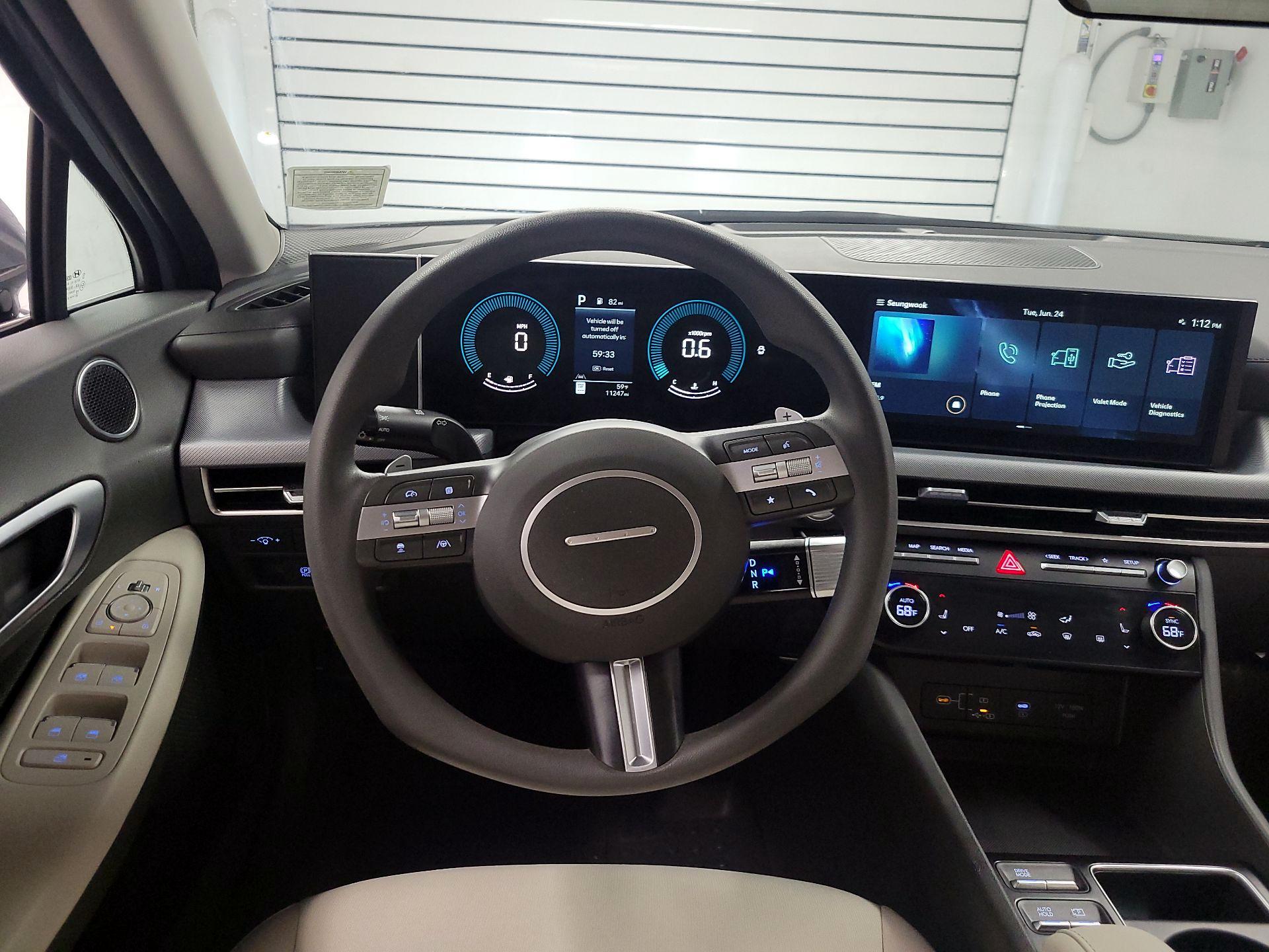 Thumbnail: 2024 Hyundai Sonata - 10