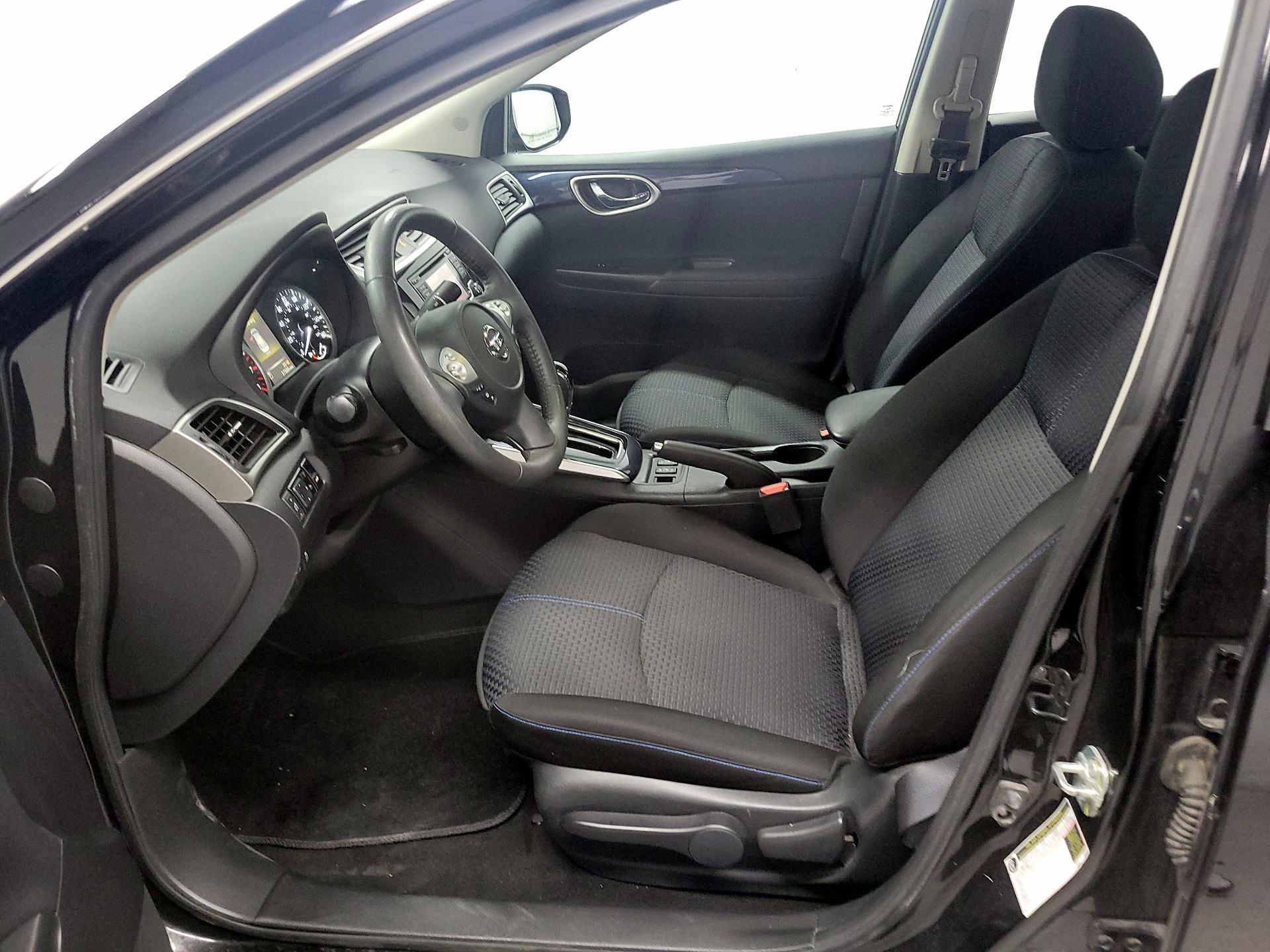 Thumbnail: 2017 Nissan Sentra - 11