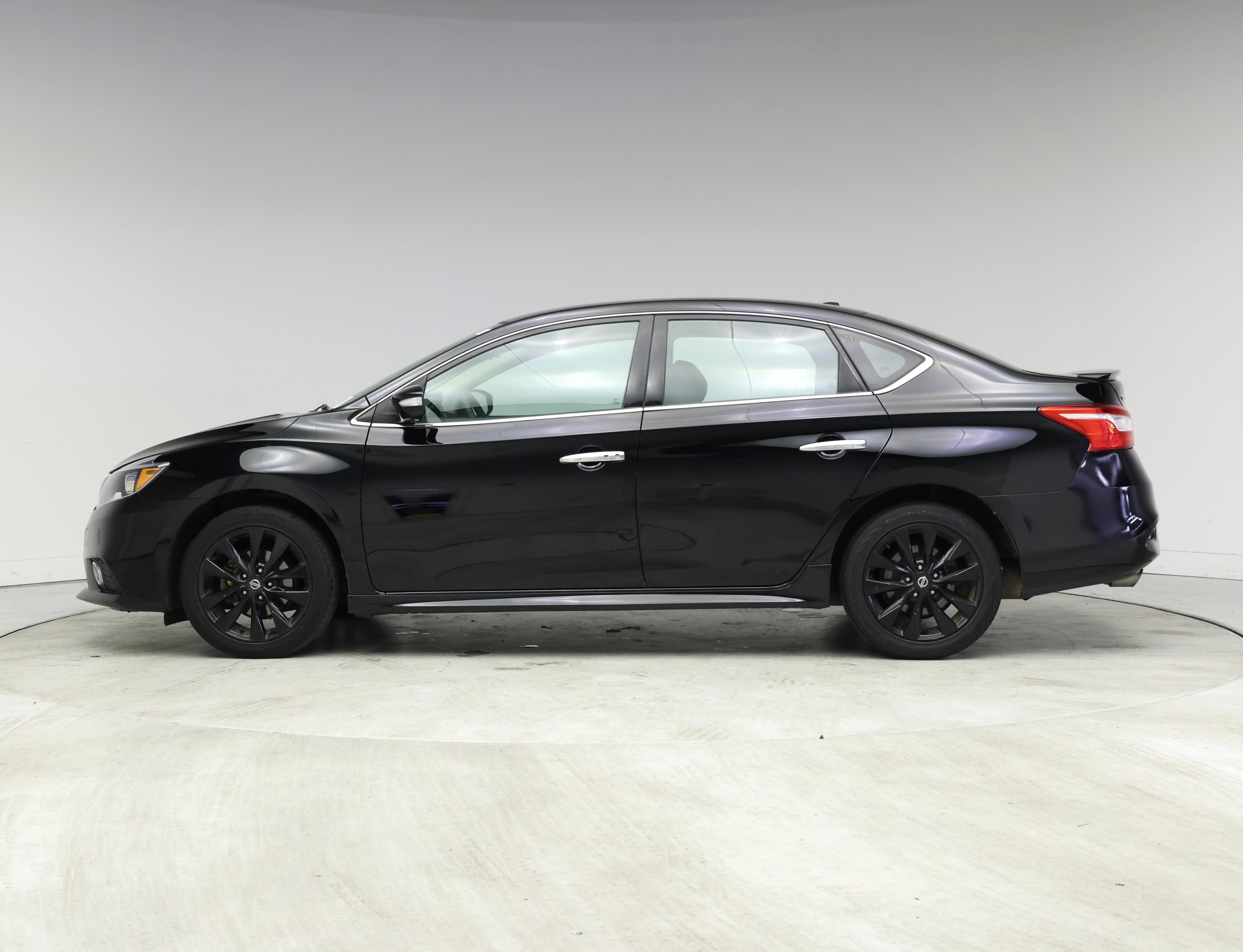 Thumbnail: 2017 Nissan Sentra - 3