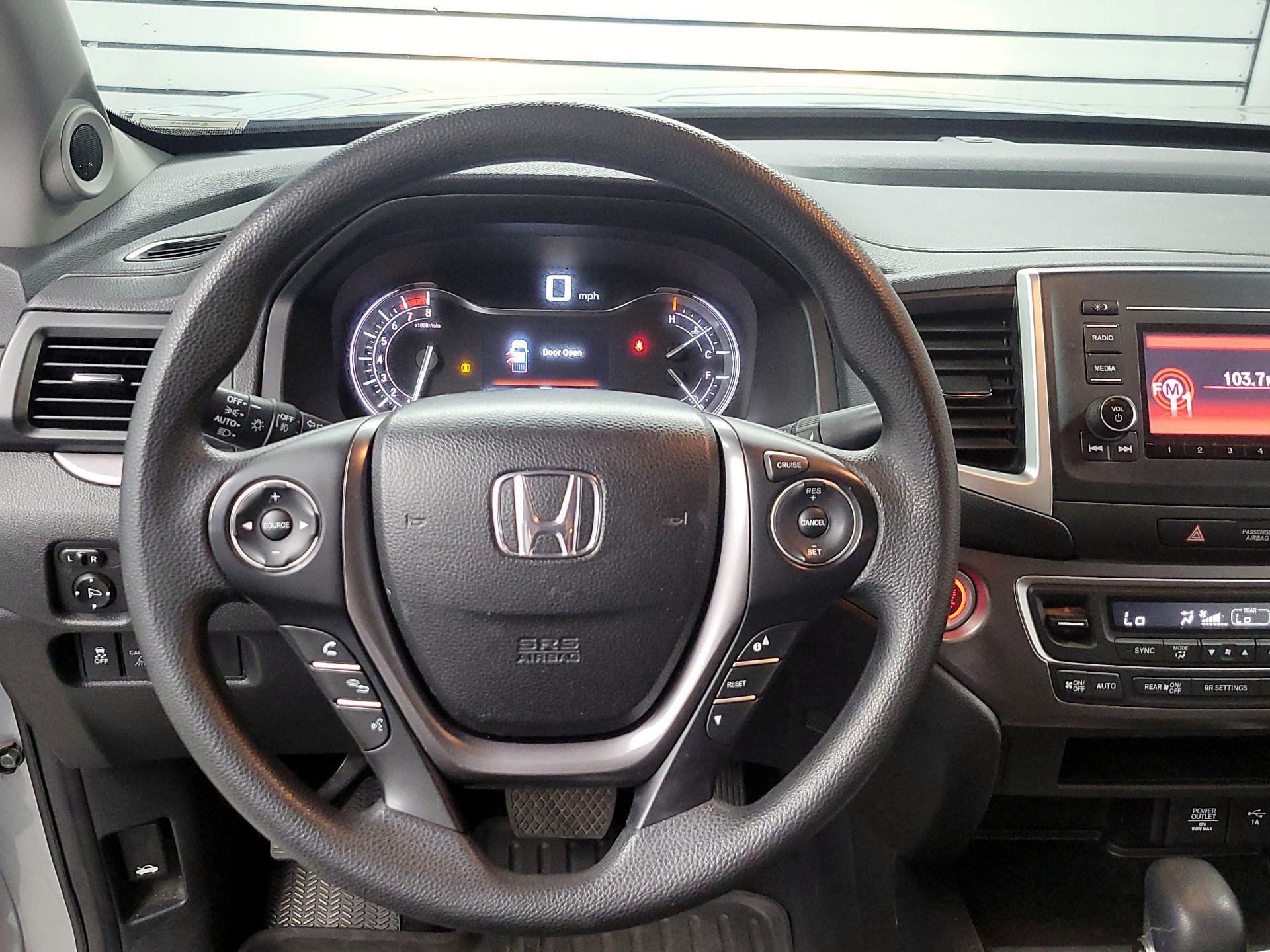 Thumbnail: 2019 Honda Ridgeline - 10