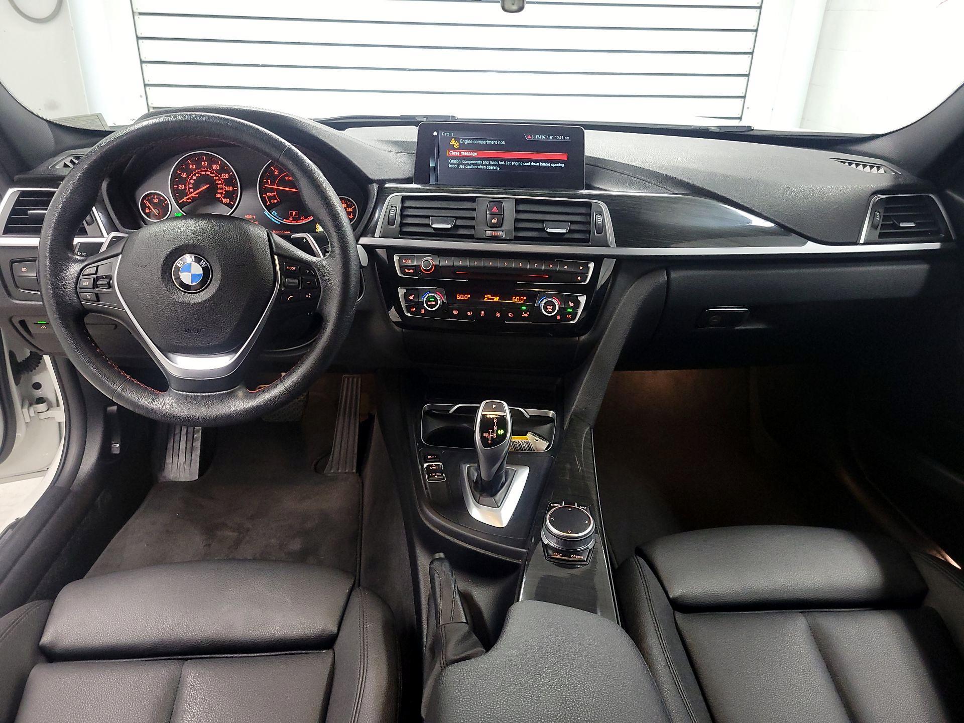 Thumbnail: 2018 BMW 3 Series - 9