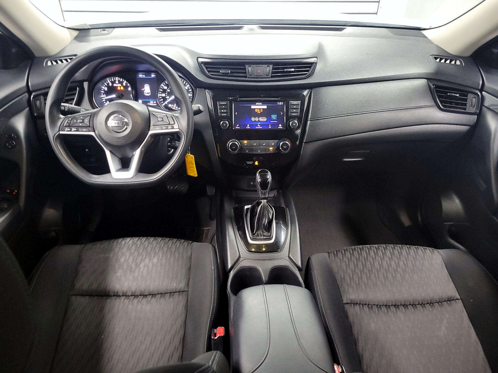 Thumbnail: 2018 Nissan Rogue - 9