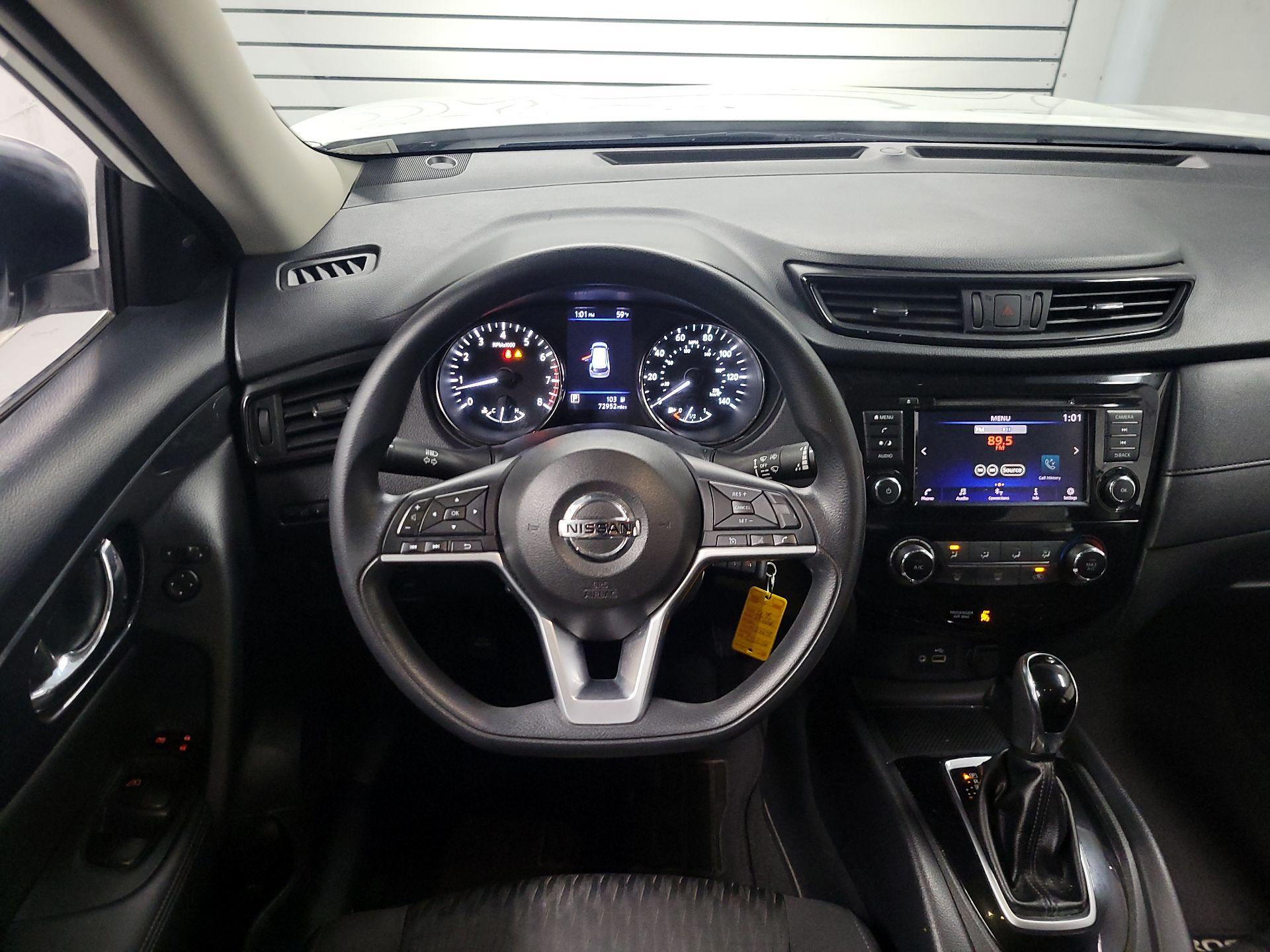 Thumbnail: 2018 Nissan Rogue - 10