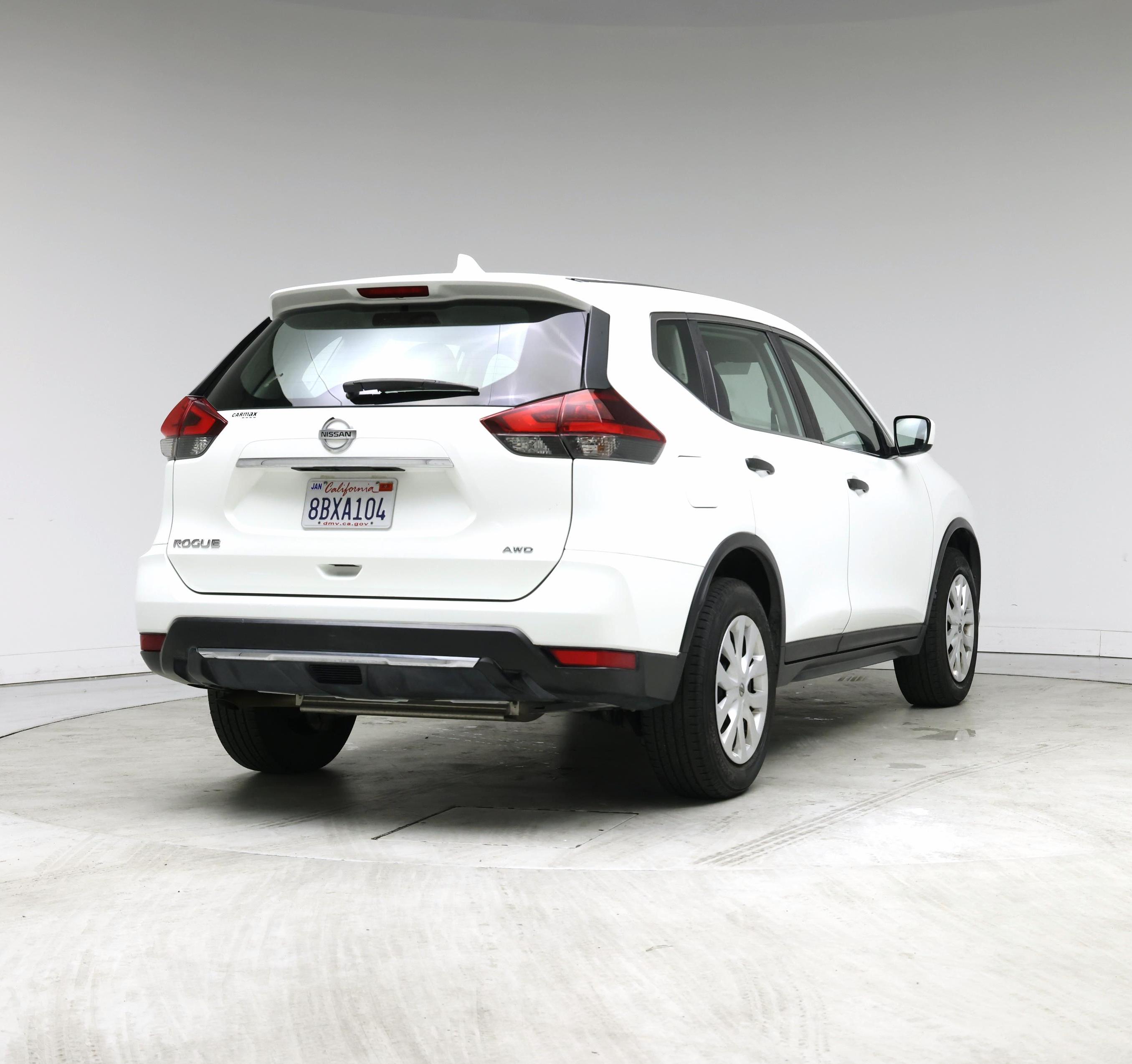 Thumbnail: 2018 Nissan Rogue - 8