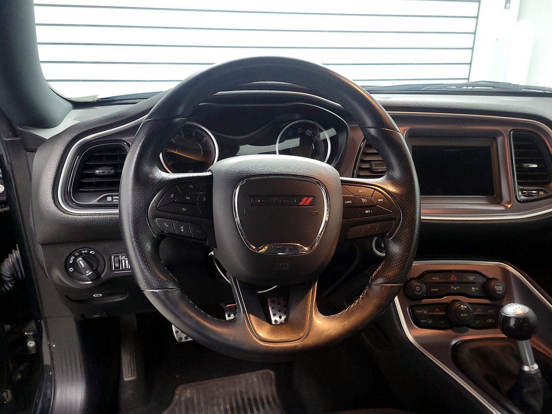 Thumbnail: 2019 Dodge Challenger - 10