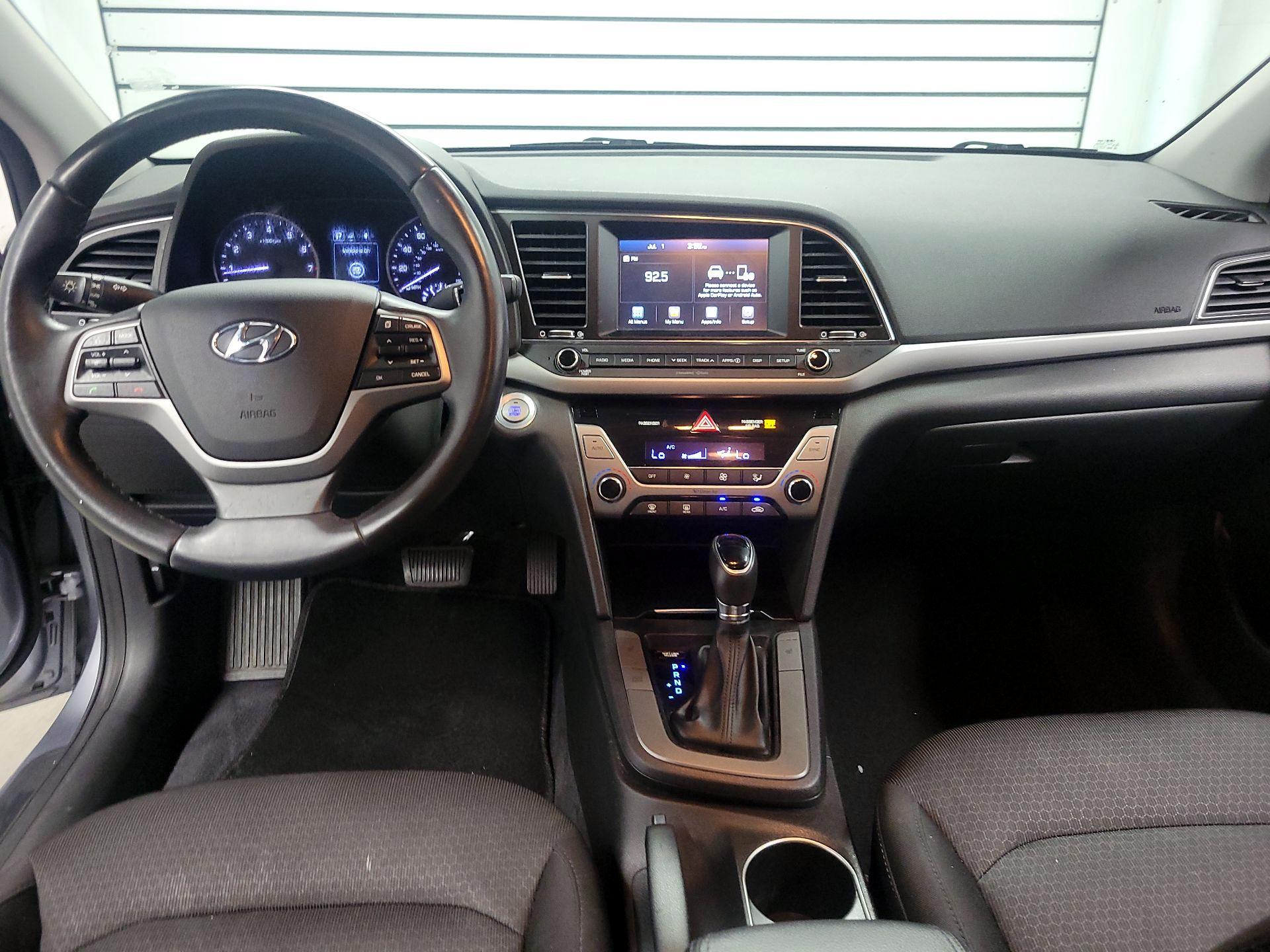 Thumbnail: 2017 Hyundai Elantra - 9