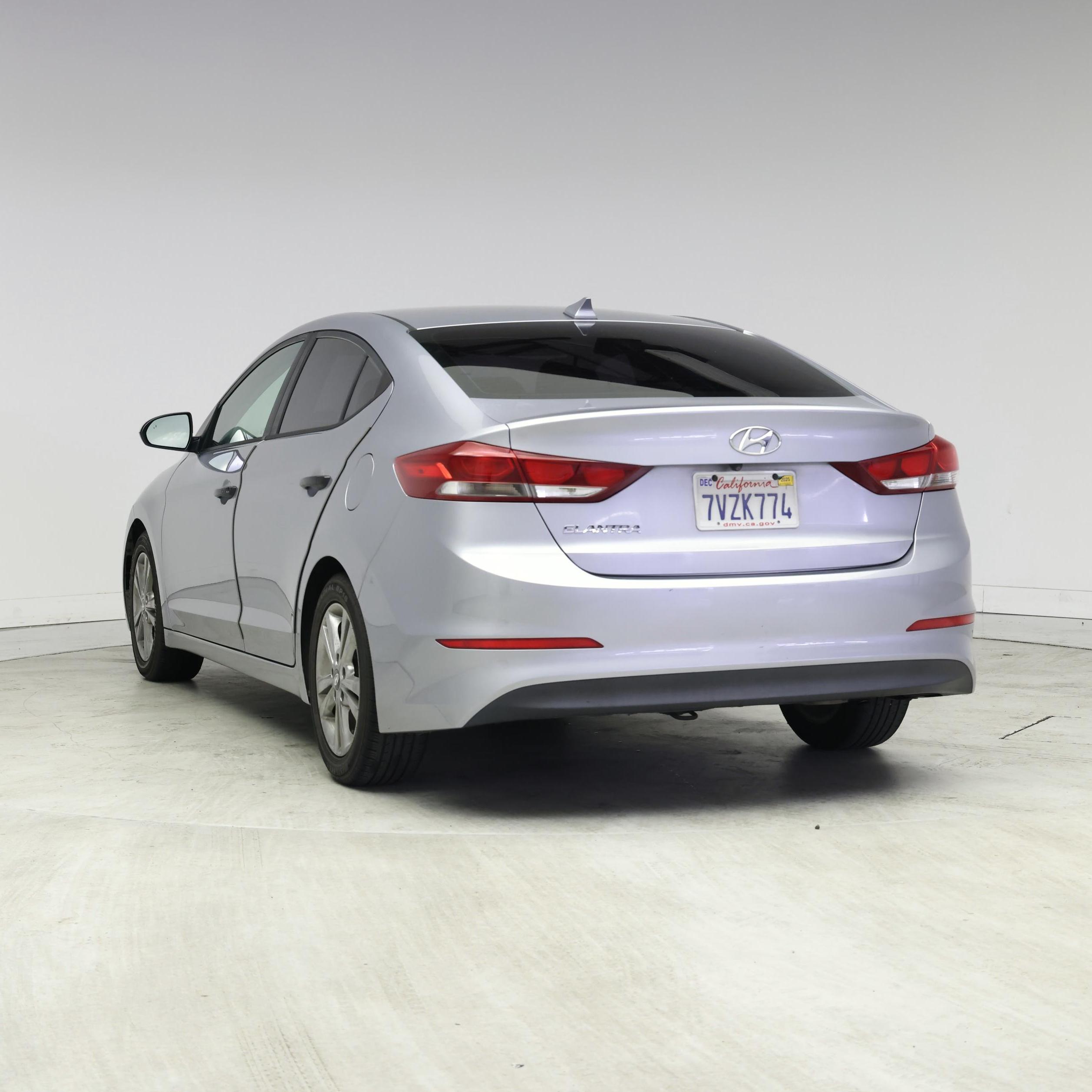 Thumbnail: 2017 Hyundai Elantra - 2