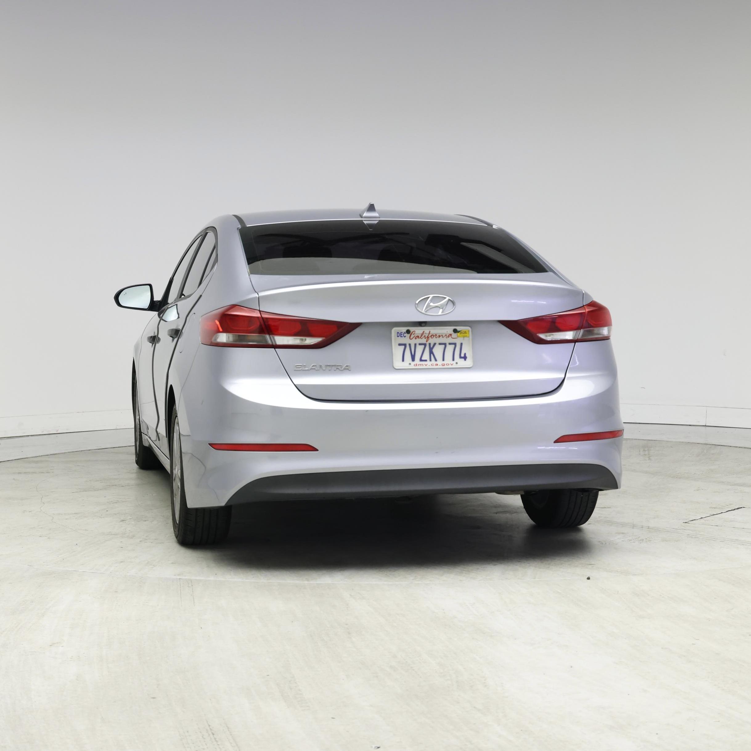 Thumbnail: 2017 Hyundai Elantra - 6