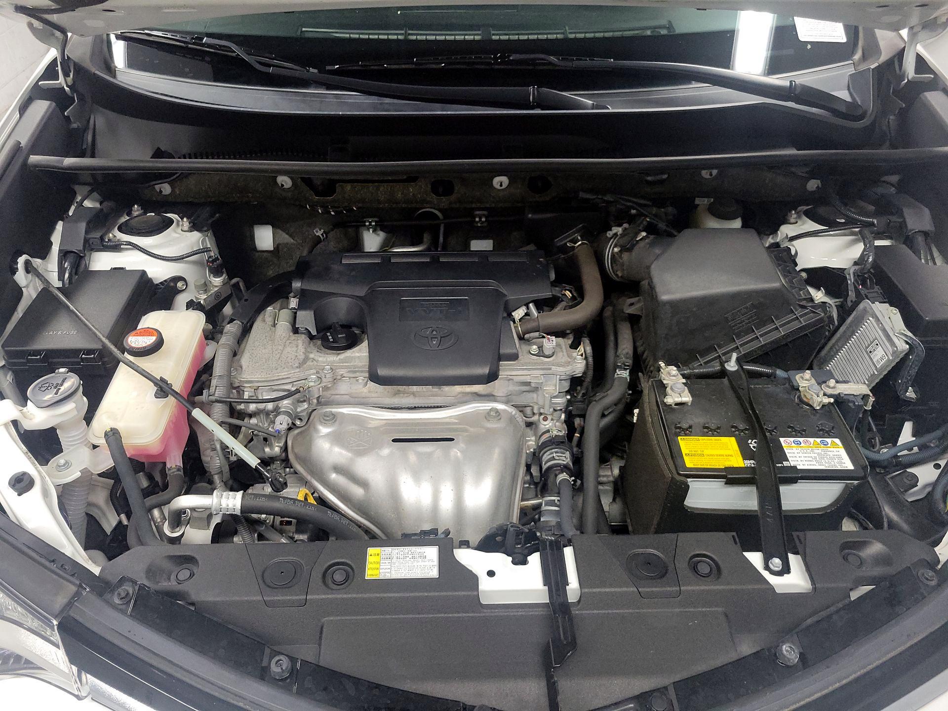 Thumbnail: 2016 Toyota RAV4 - 19