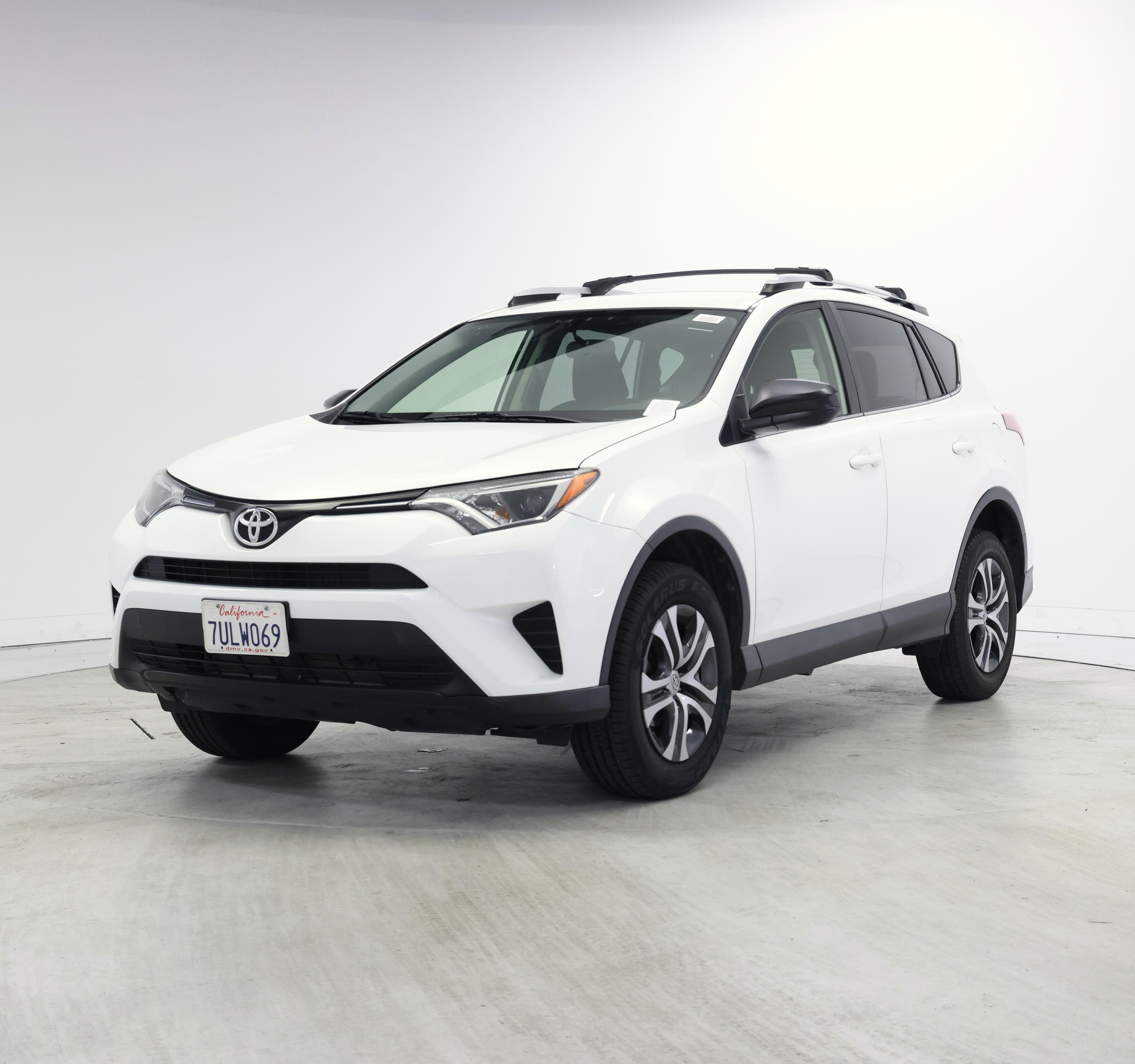 Thumbnail: 2016 Toyota RAV4 - 4
