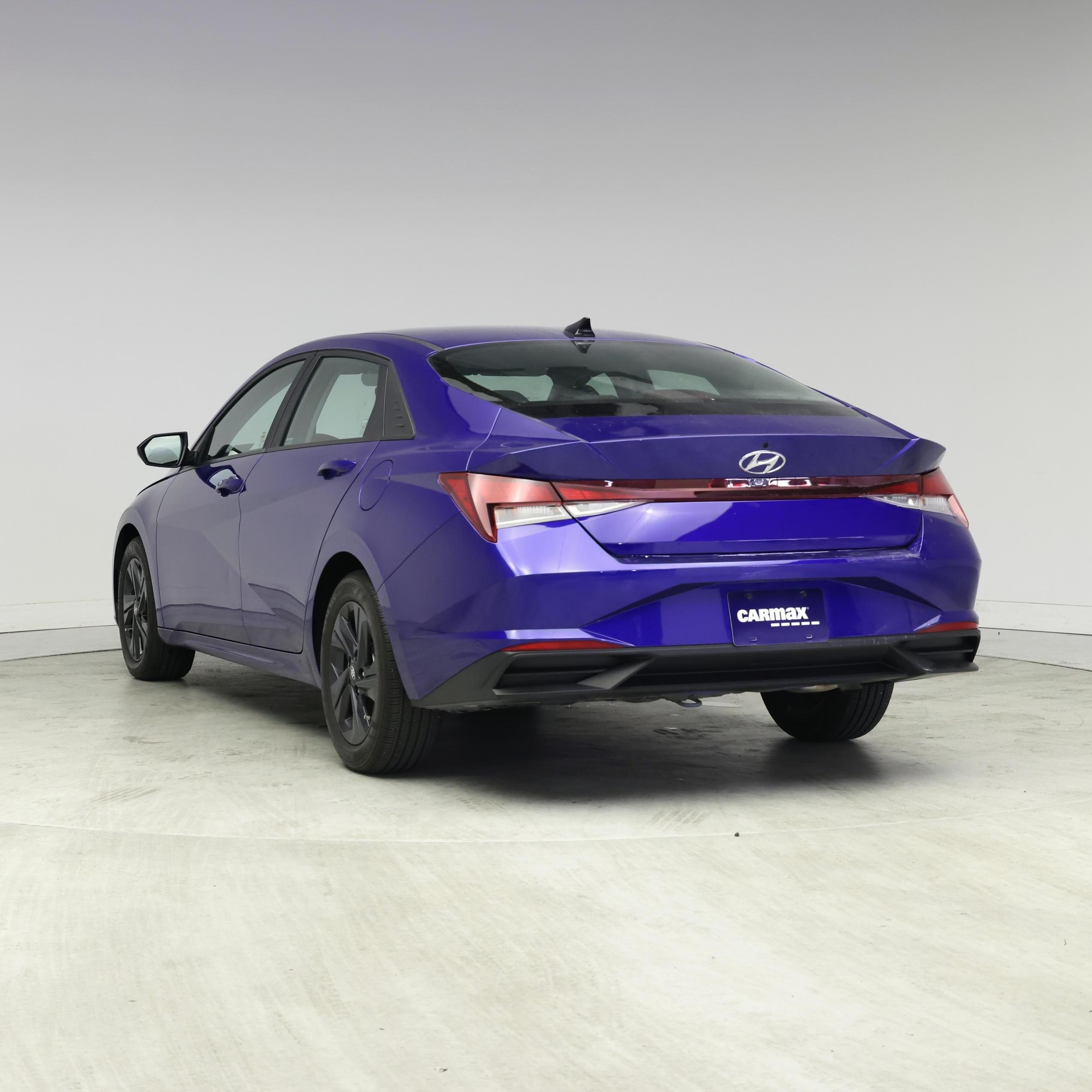 Thumbnail: 2023 Hyundai Elantra - 2