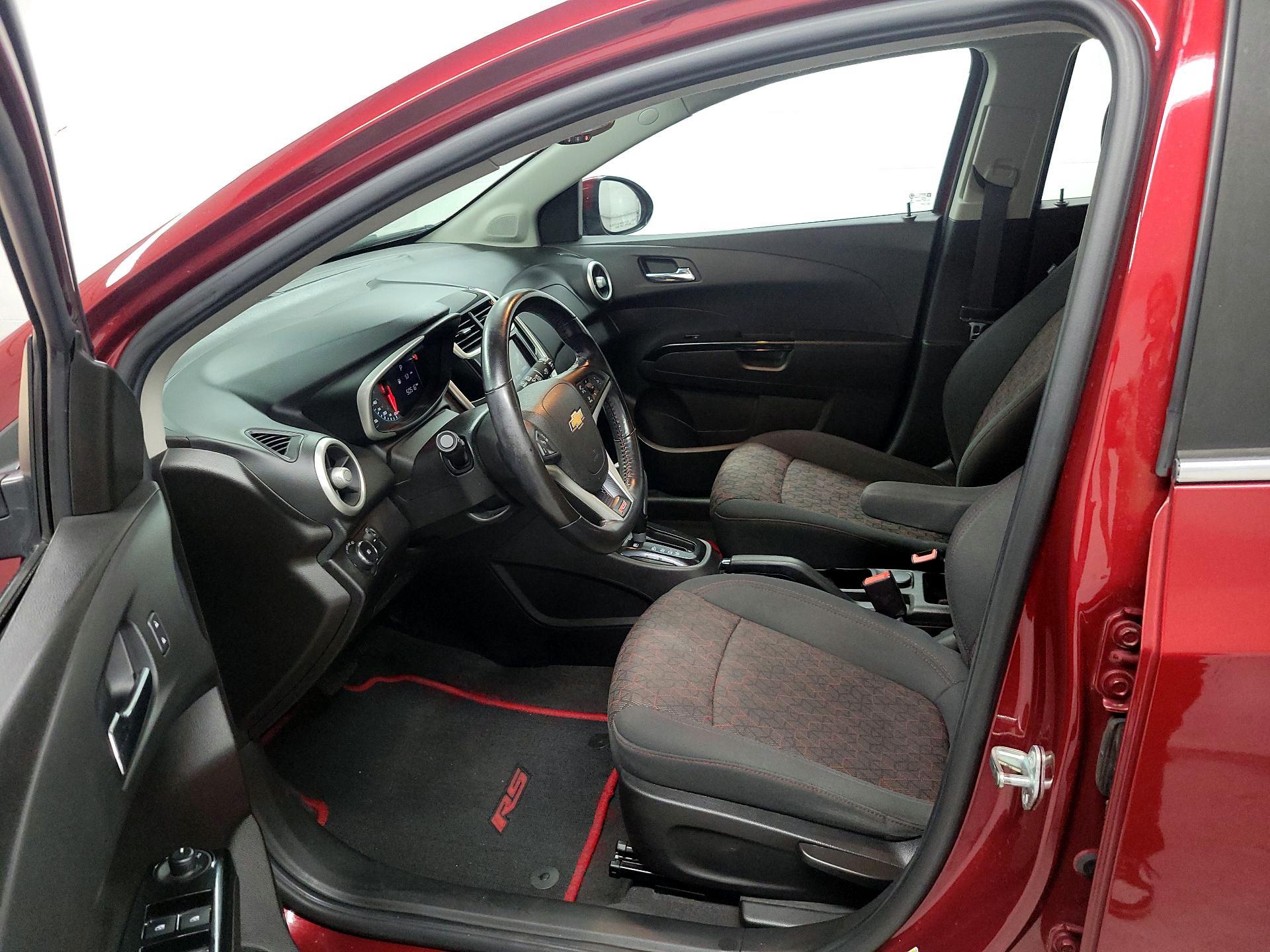Thumbnail: 2017 Chevrolet Sonic - 11