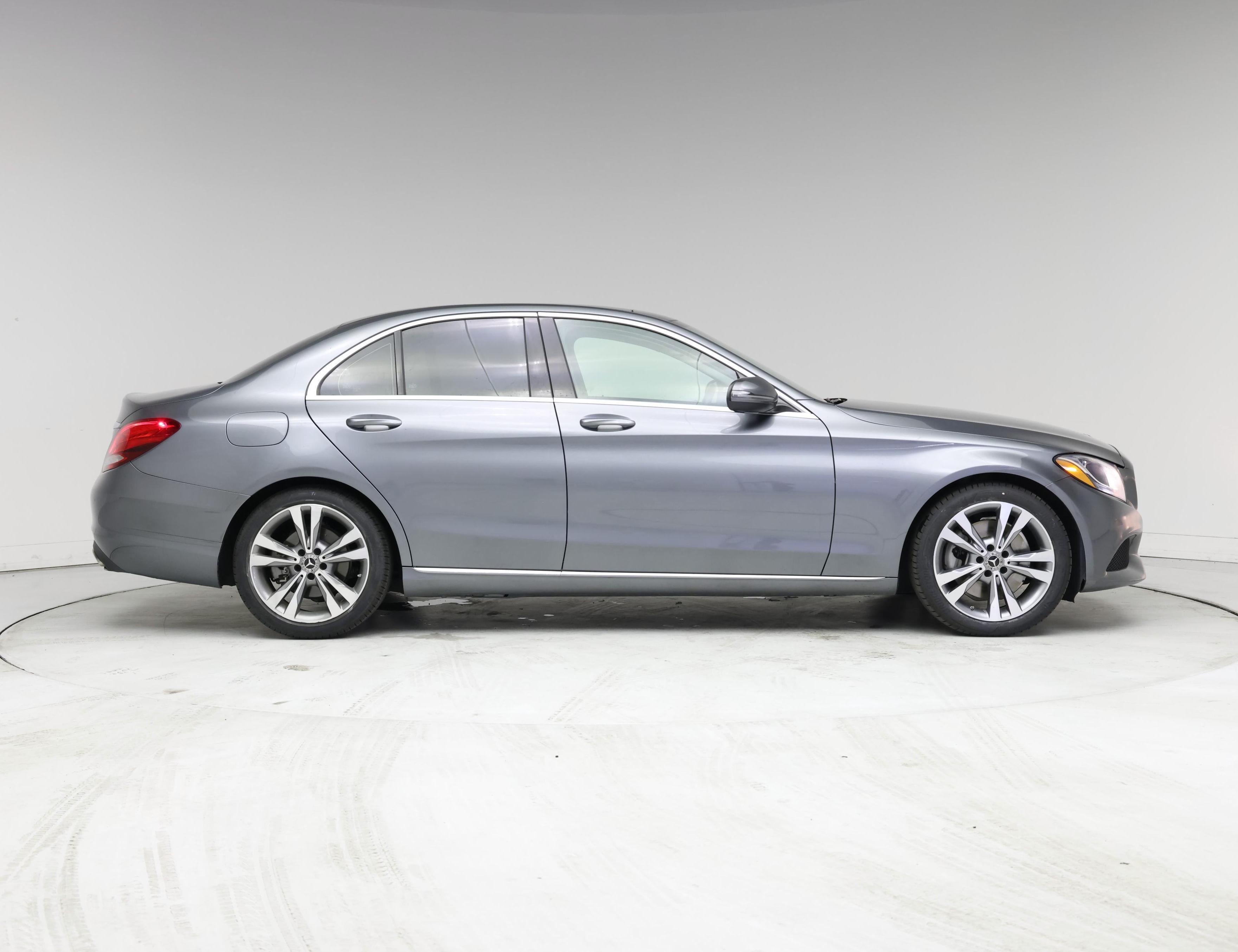 Thumbnail: 2017 Mercedes-Benz C-Class - 7