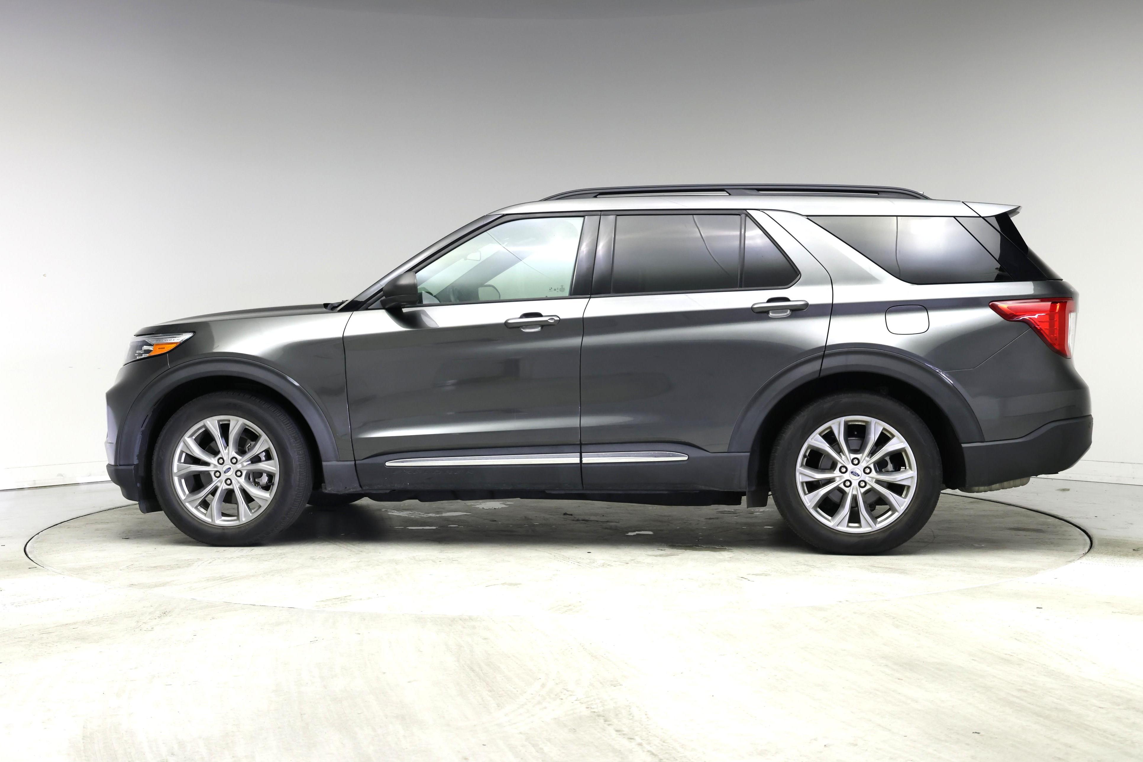 Thumbnail: 2020 Ford Explorer - 3