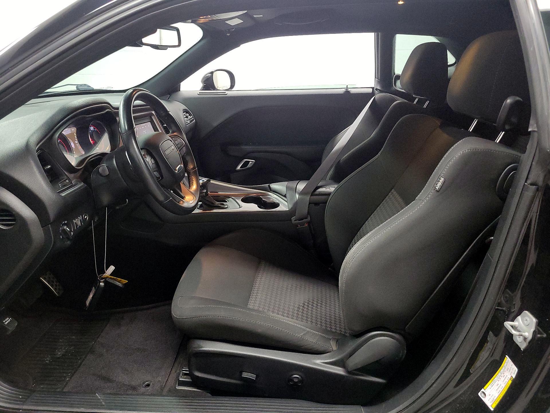 Thumbnail: 2019 Dodge Challenger - 11