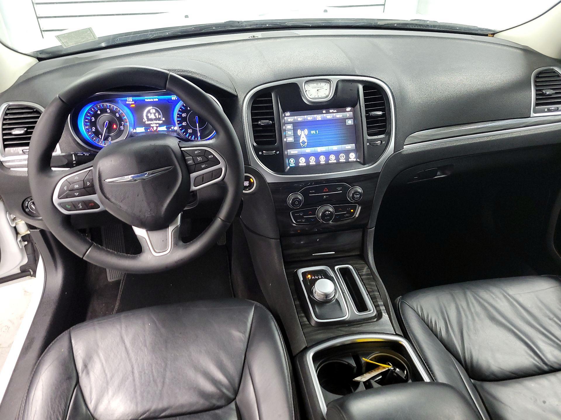 Thumbnail: 2017 Chrysler 300 - 9