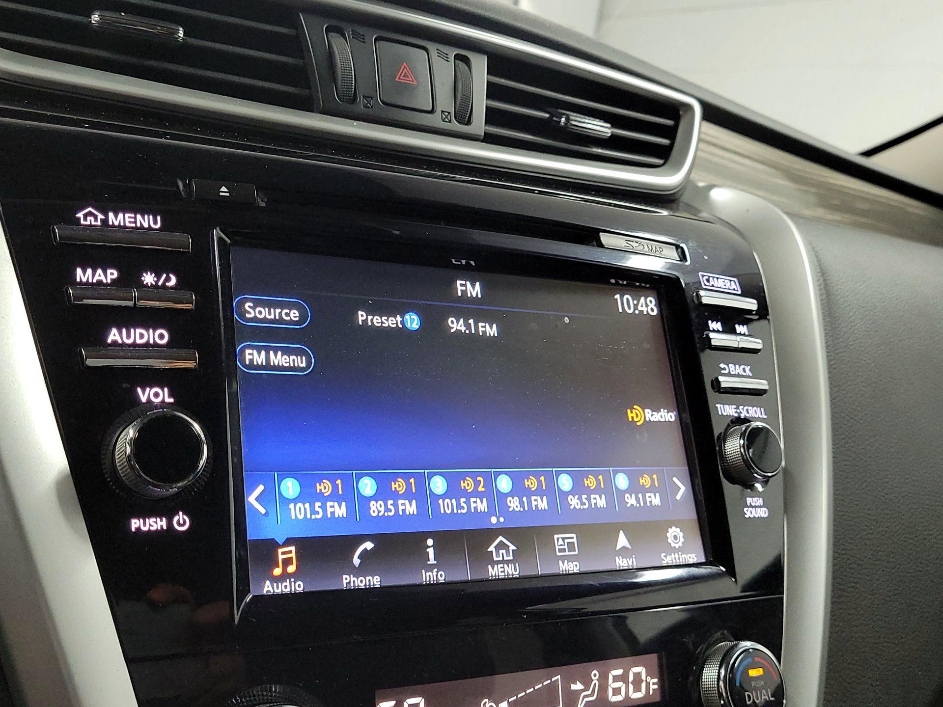 Thumbnail: 2016 Nissan Murano - 15