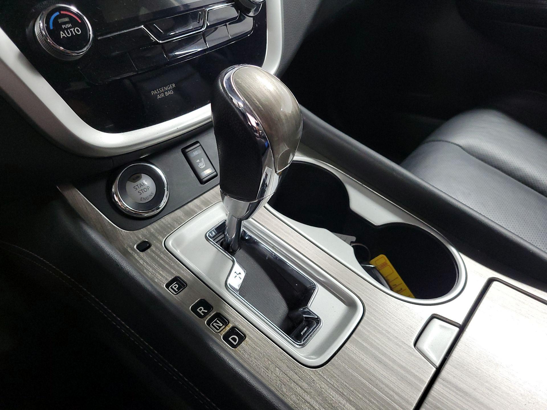 Thumbnail: 2016 Nissan Murano - 17