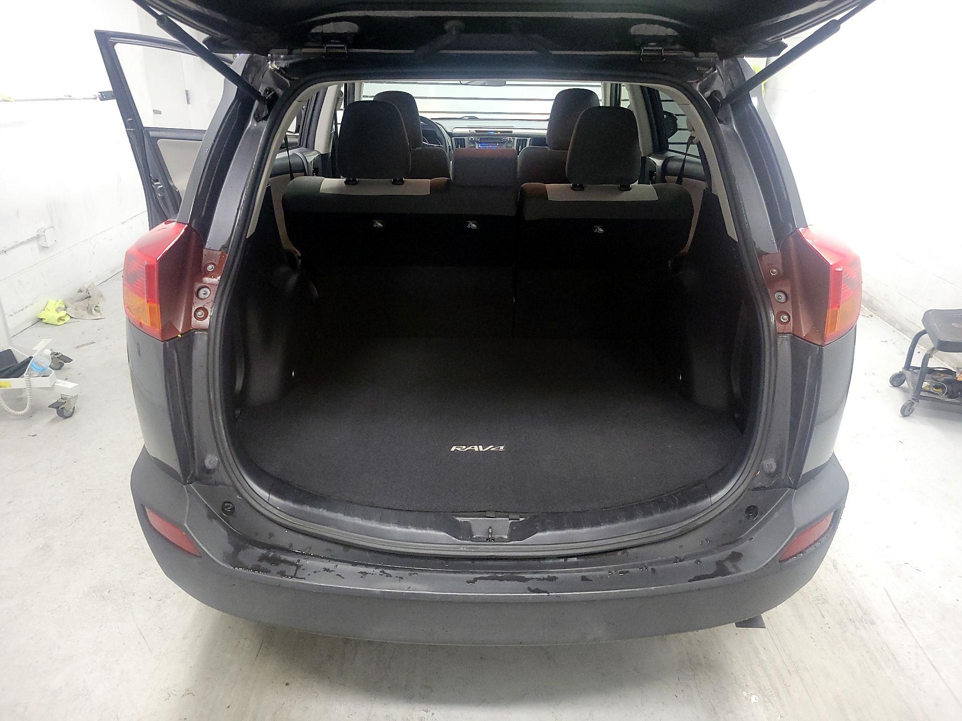 Thumbnail: 2014 Toyota RAV4 - 18