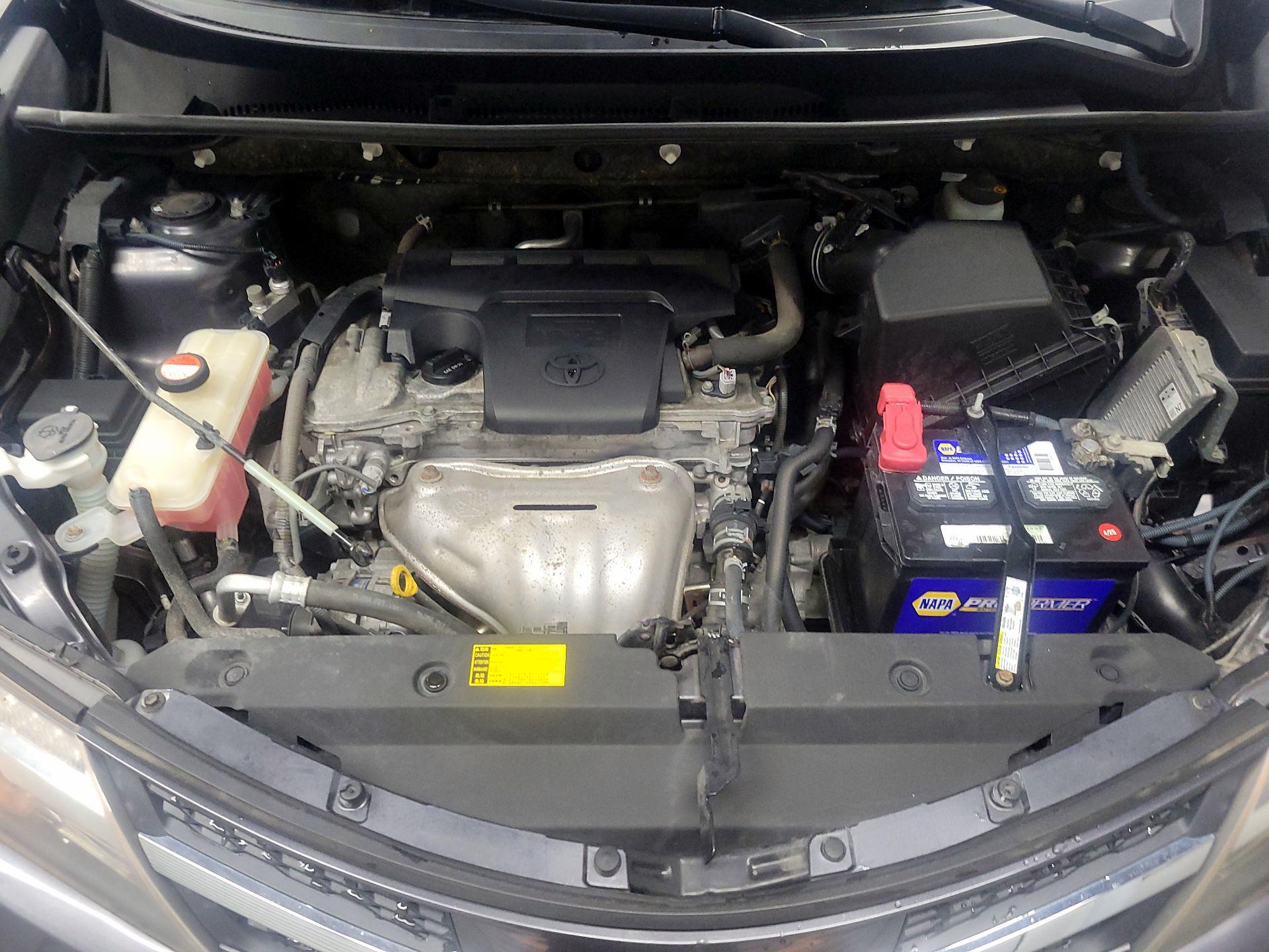 Thumbnail: 2014 Toyota RAV4 - 19