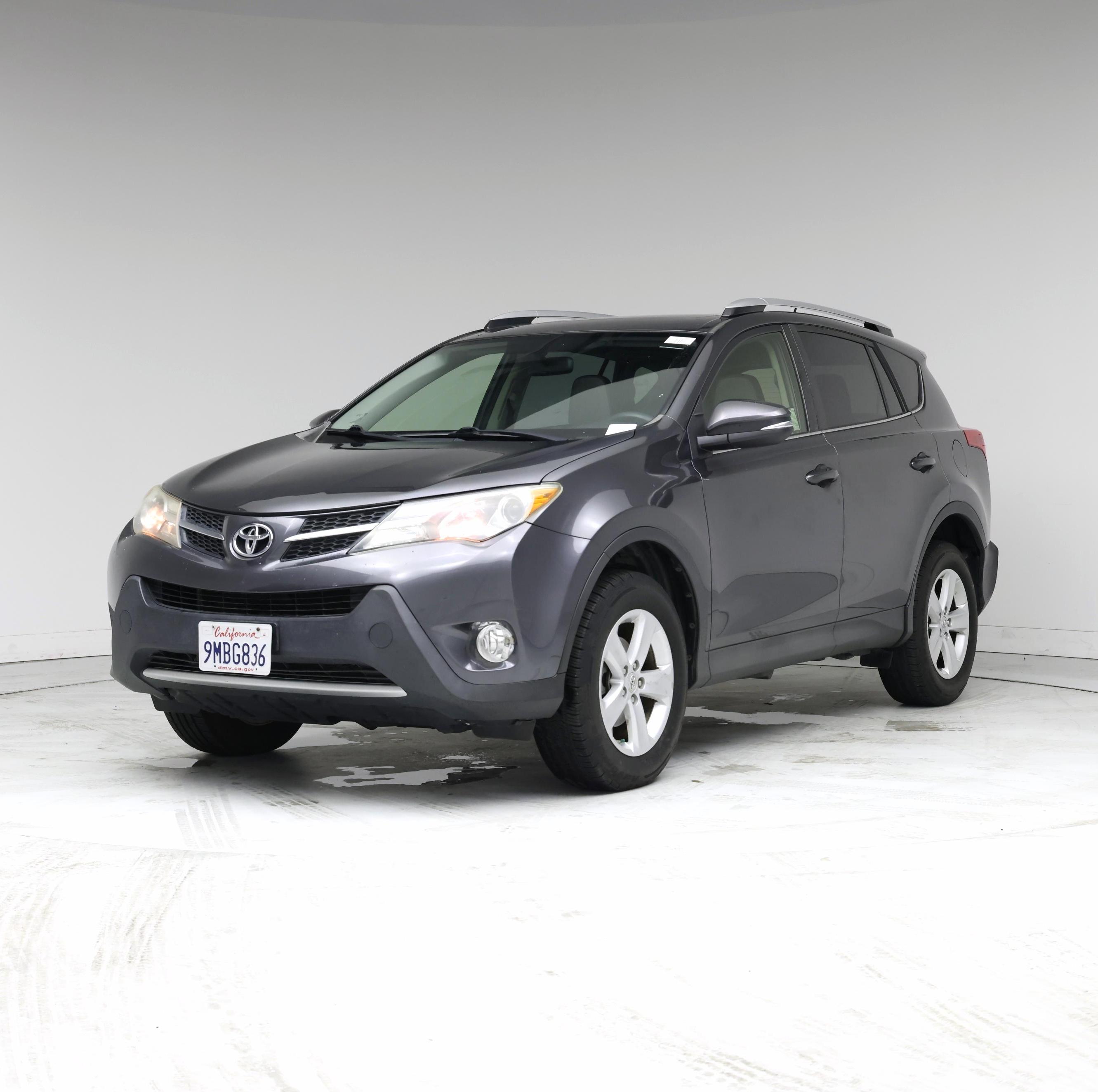Thumbnail: 2014 Toyota RAV4 - 4