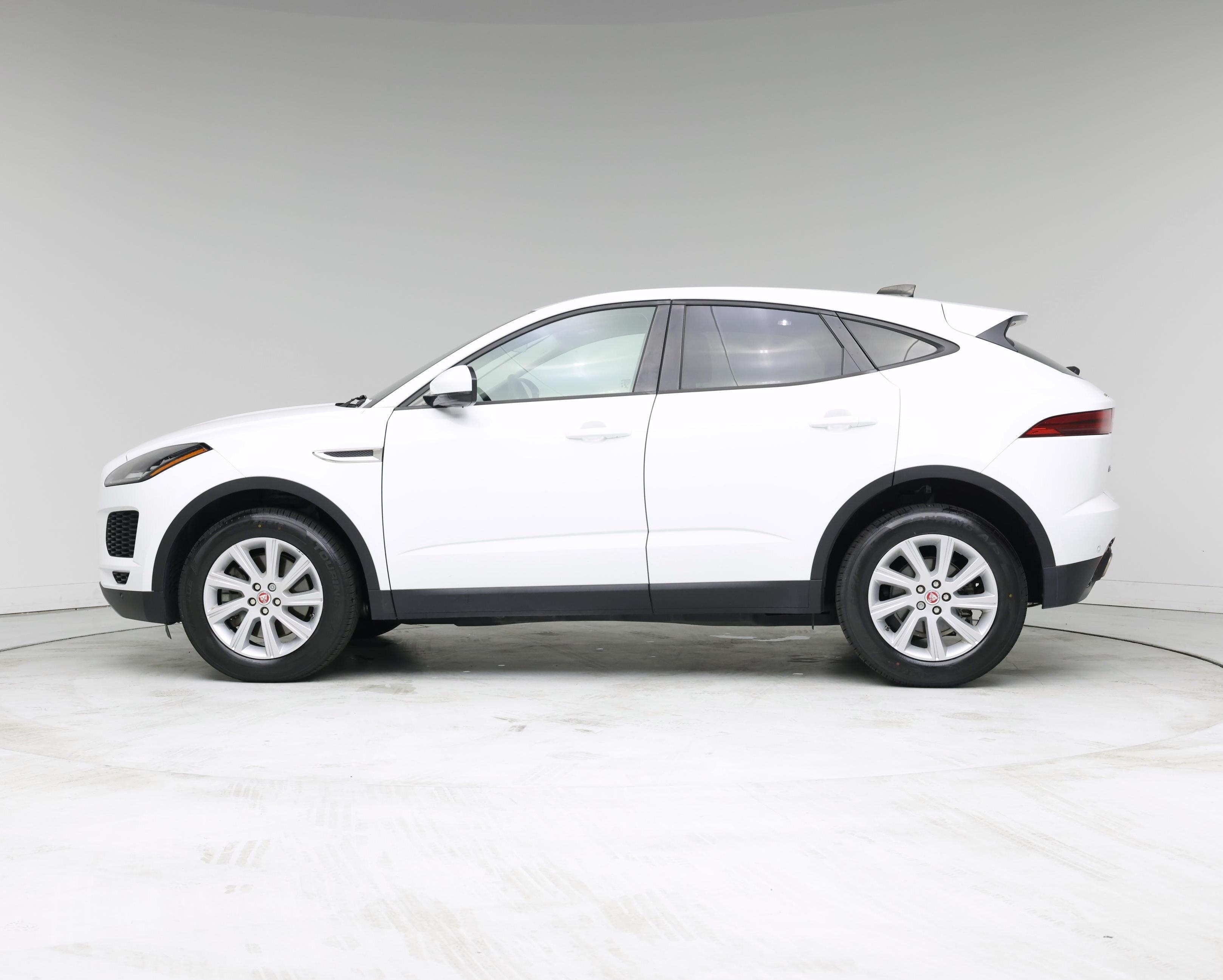 Thumbnail: 2020 Jaguar E-Pace - 3