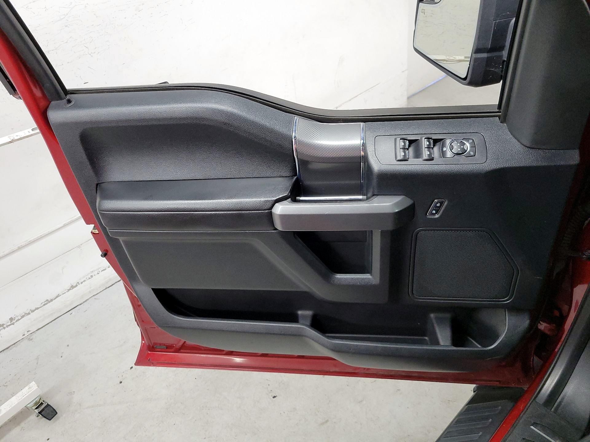 Thumbnail: 2016 Ford F-150 - 12