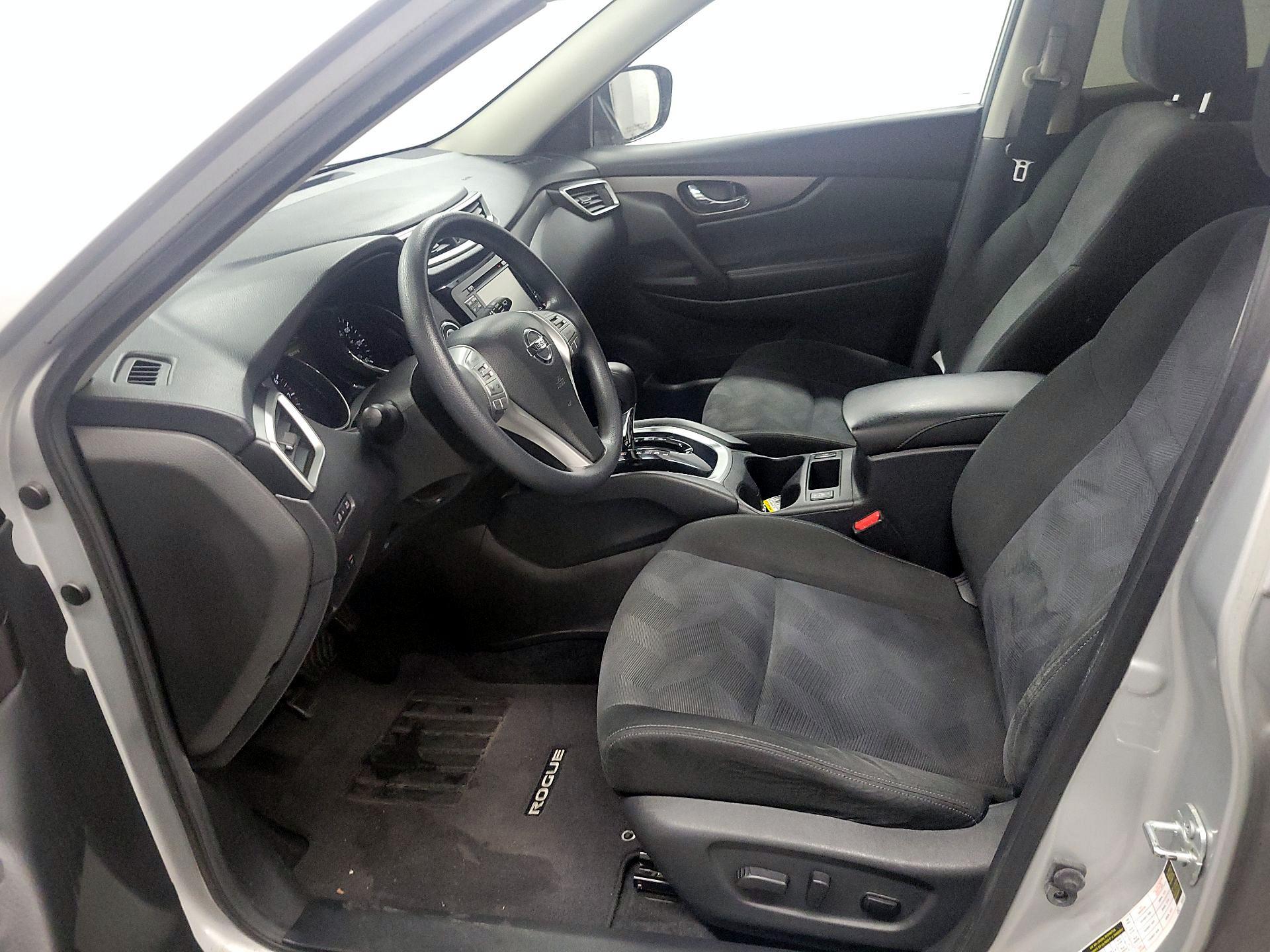 Thumbnail: 2015 Nissan Rogue - 11