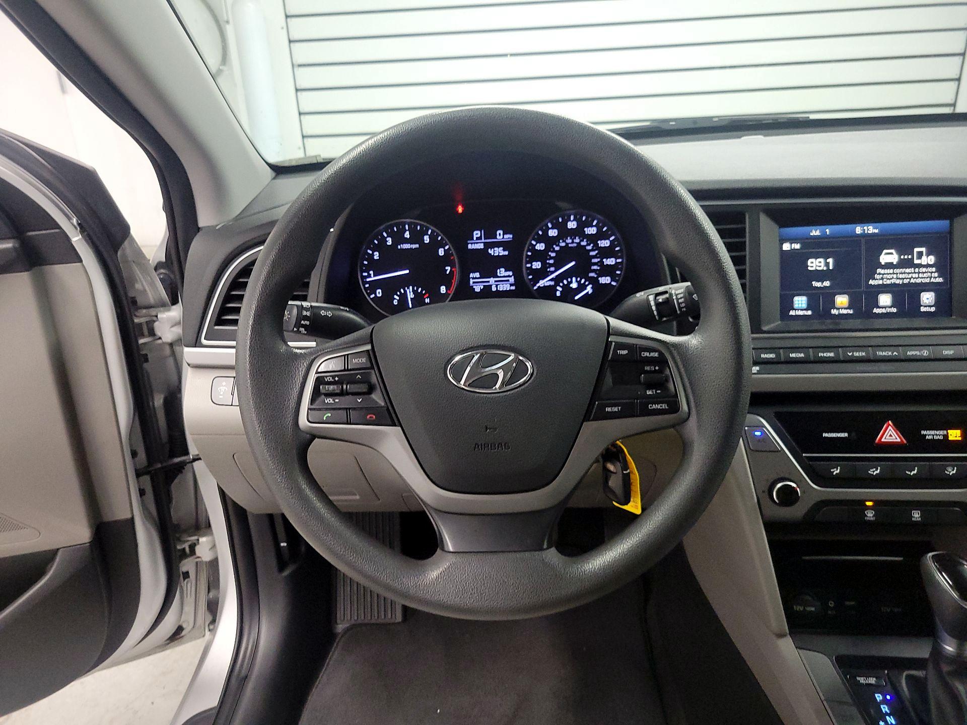 Thumbnail: 2017 Hyundai Elantra - 10