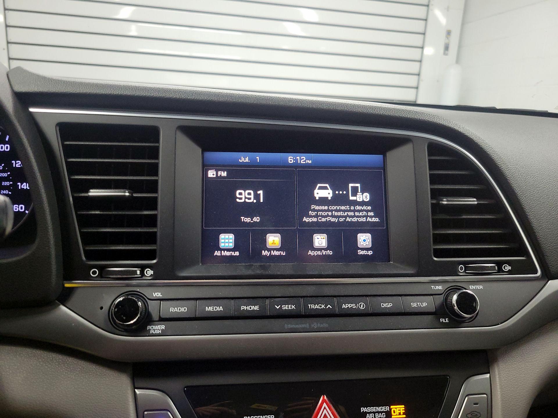 Thumbnail: 2017 Hyundai Elantra - 14