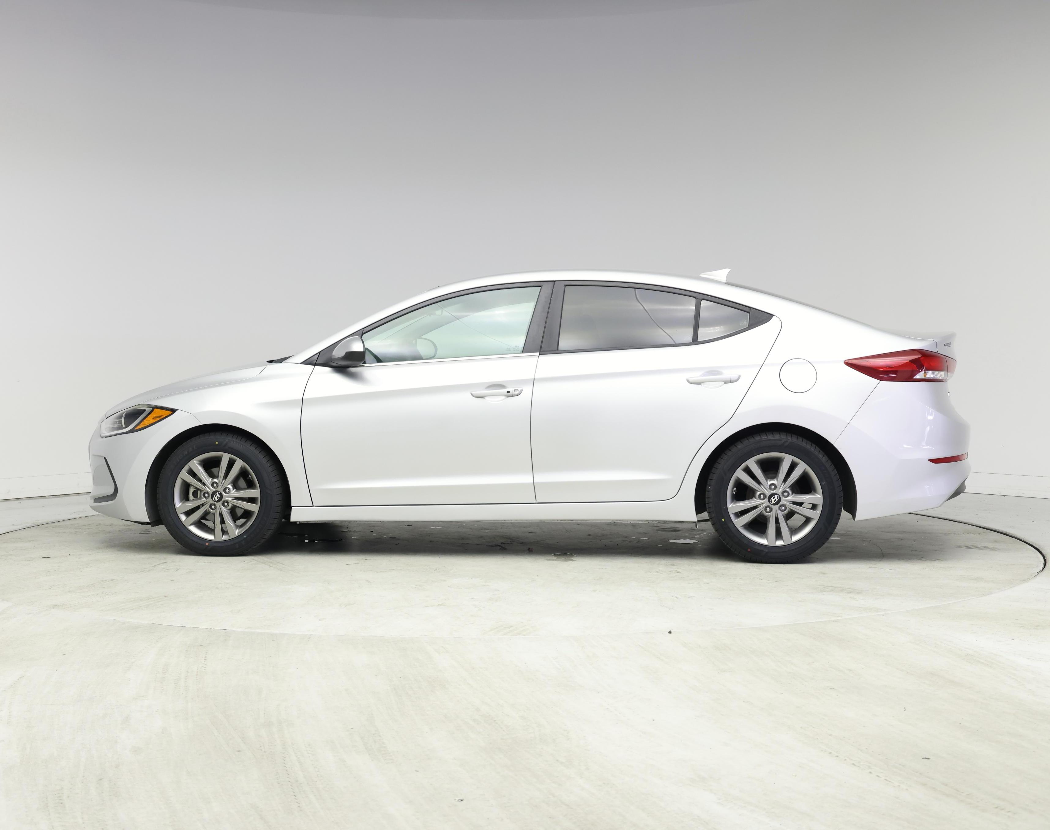 Thumbnail: 2017 Hyundai Elantra - 3