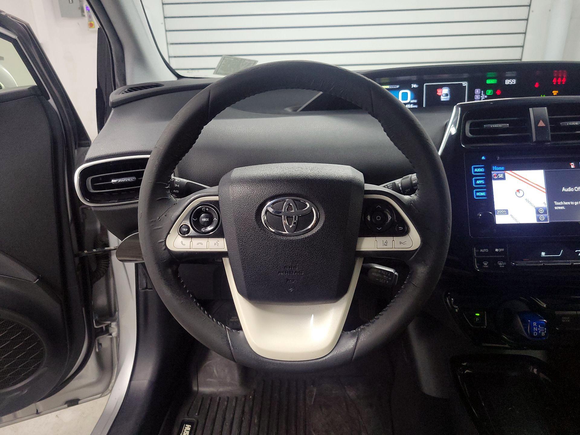 Thumbnail: 2017 Toyota Prius - 10