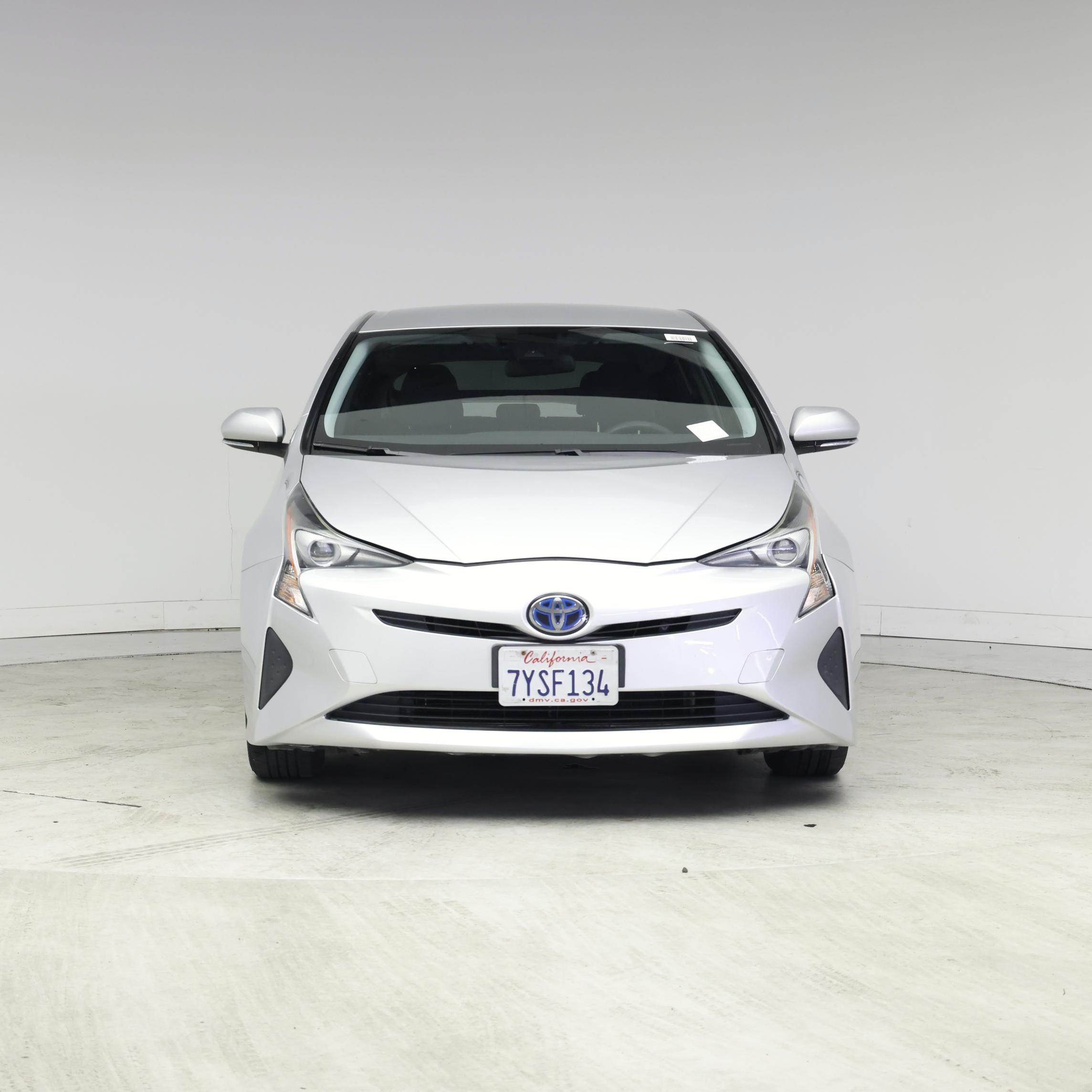 Thumbnail: 2017 Toyota Prius - 5