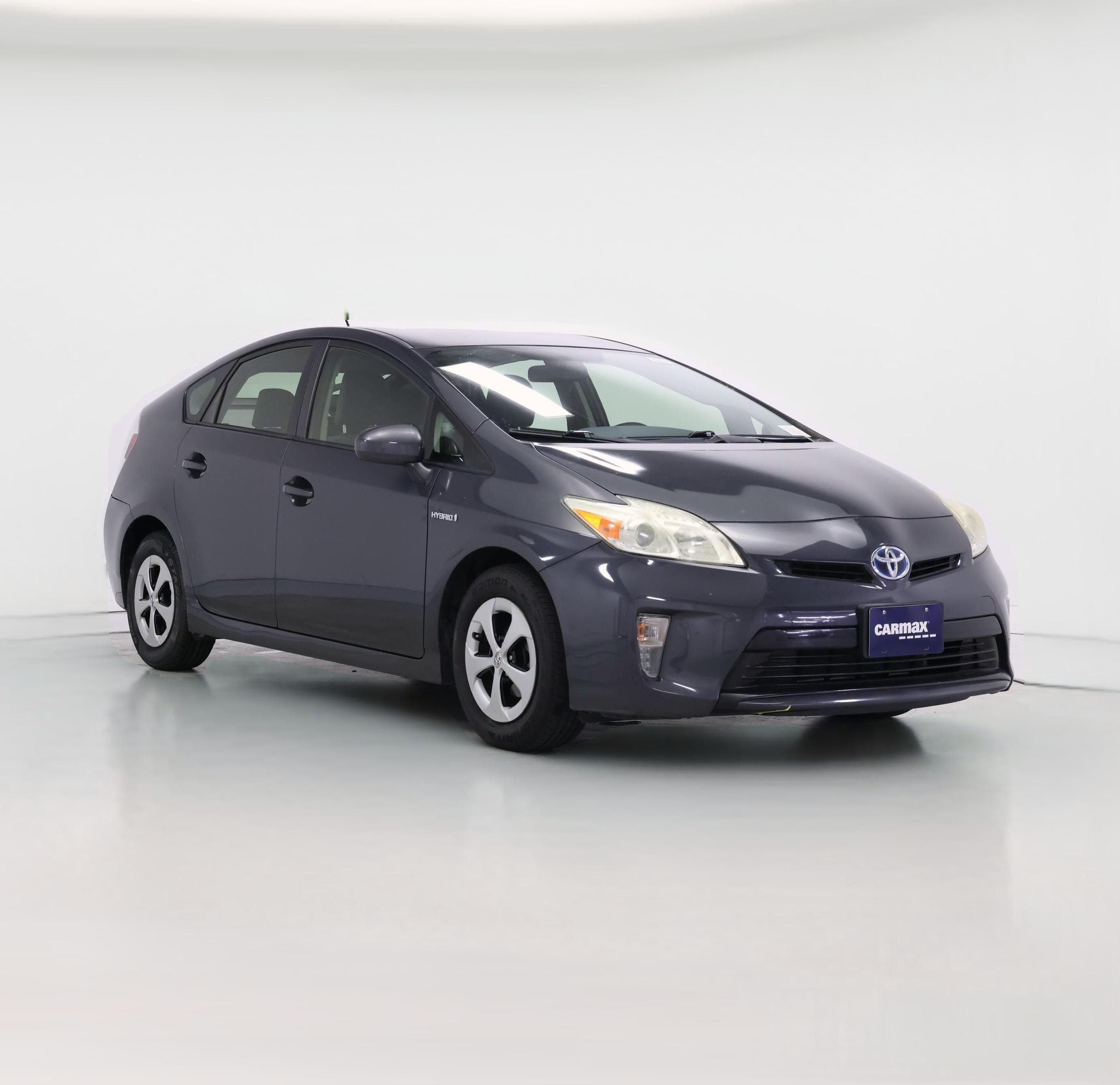 Thumbnail: 2015 Toyota Prius - 1