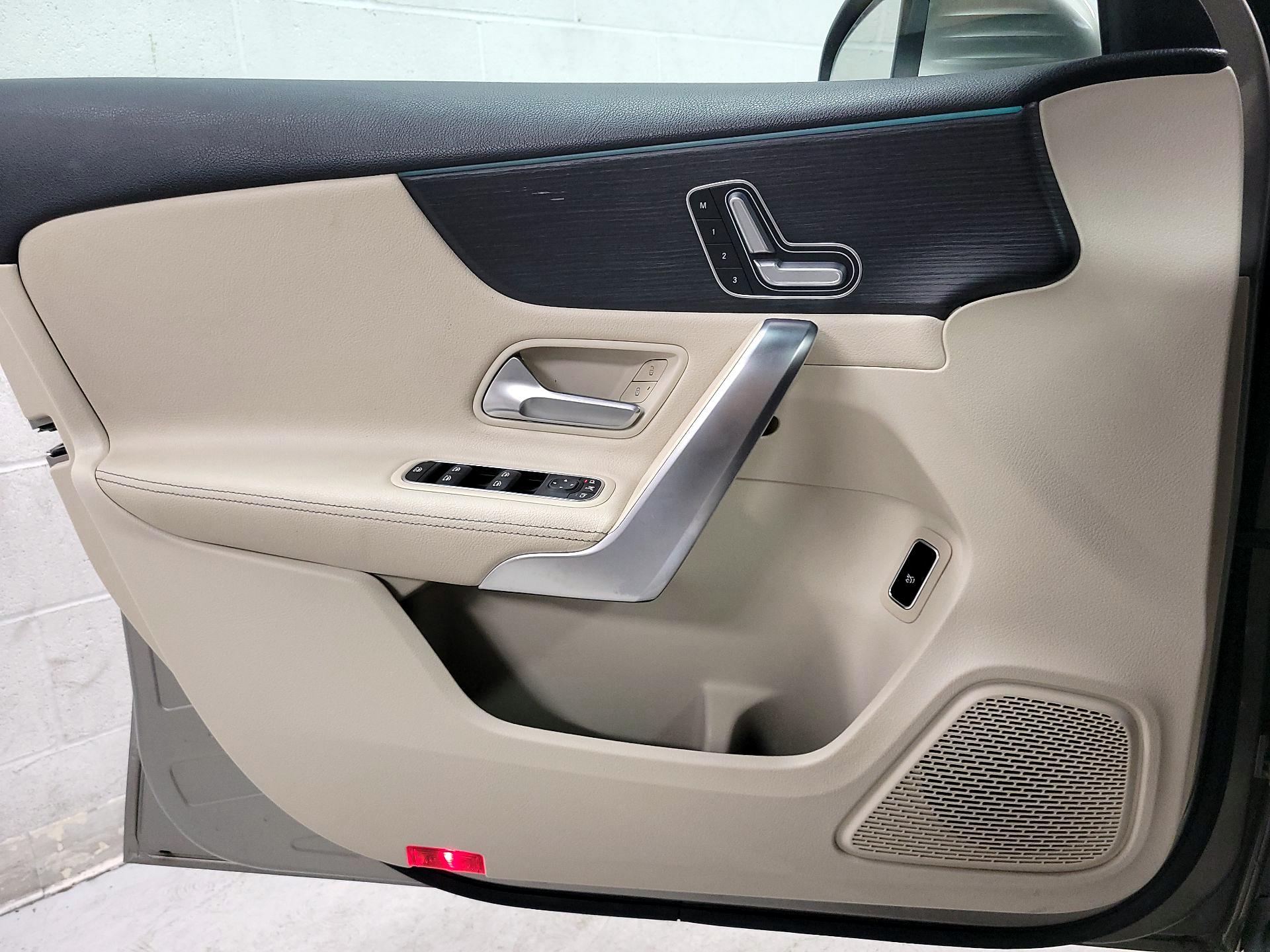 Thumbnail: 2019 Mercedes-Benz A-Class - 12