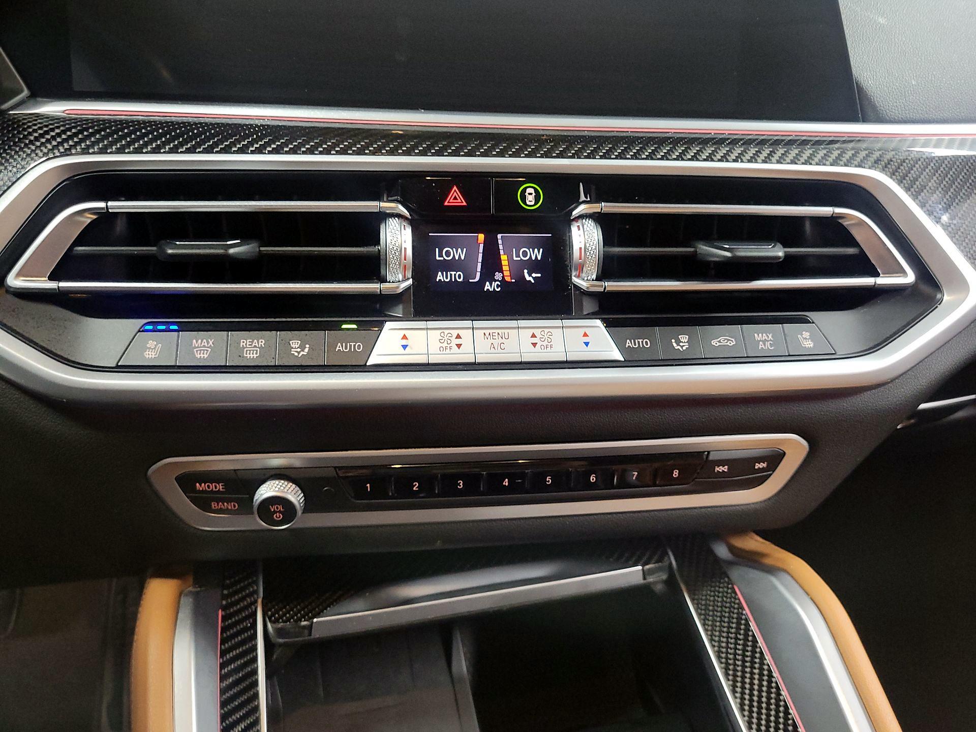 Thumbnail: 2023 BMW X6 - 15